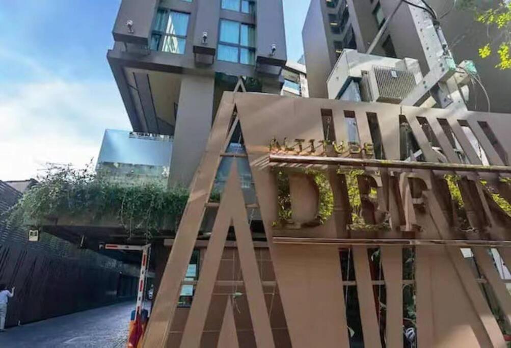 Al Define Apartment Bangkok
