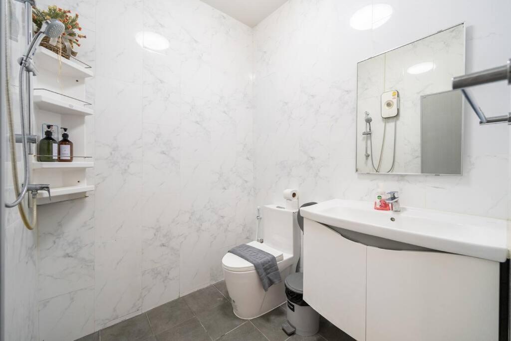 Miq 142 Huai Khwang_new4br/jodd Fair * Bangkok