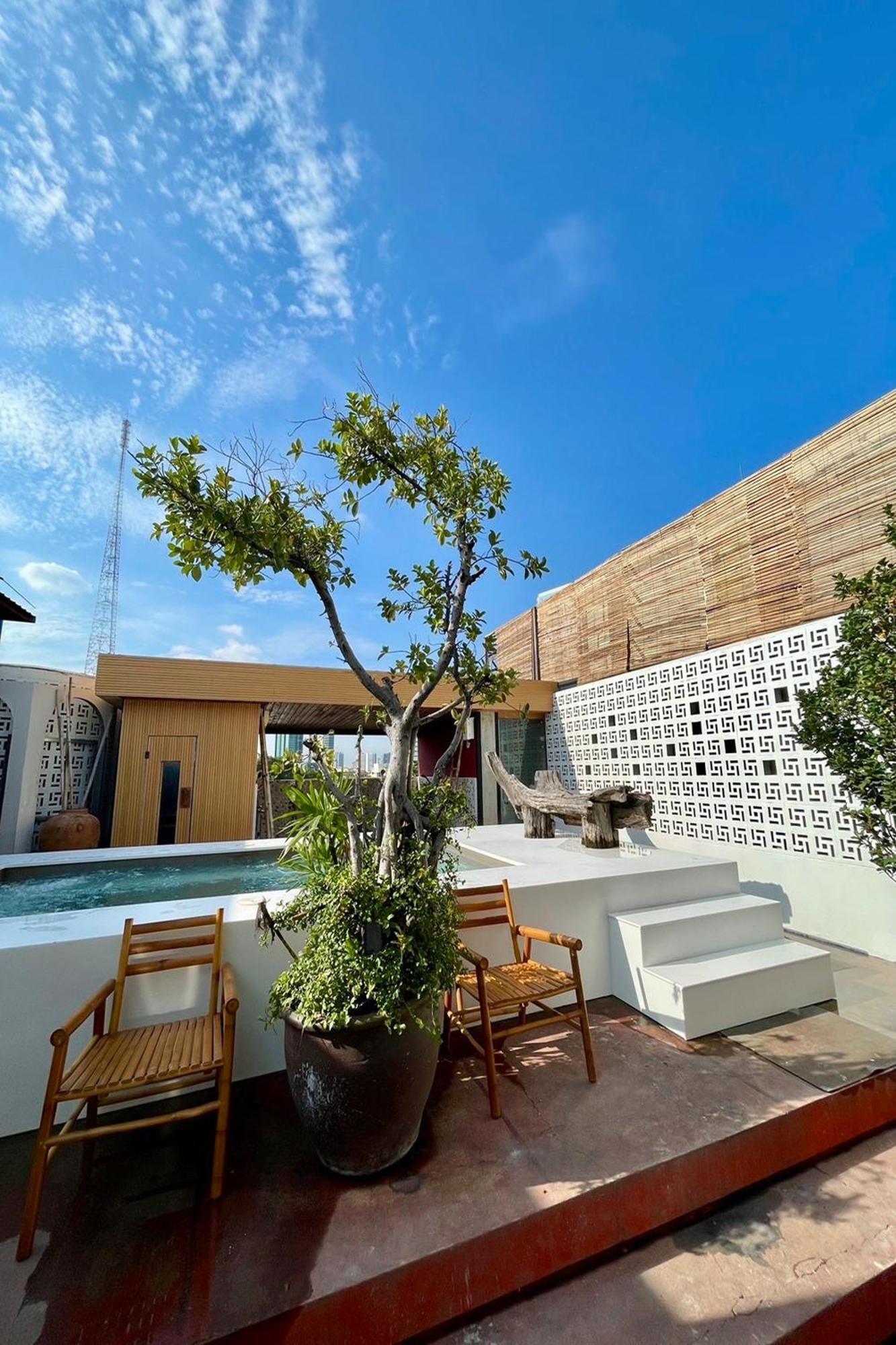 Blu Ari Stylish Gay Poshtel Asrama *