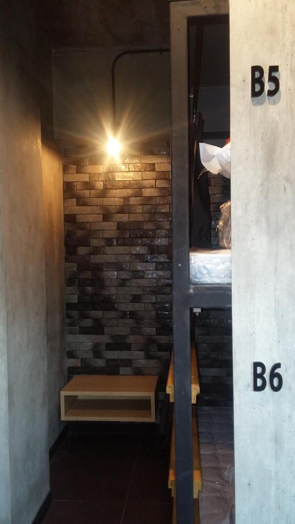 Hostel Bed Place *