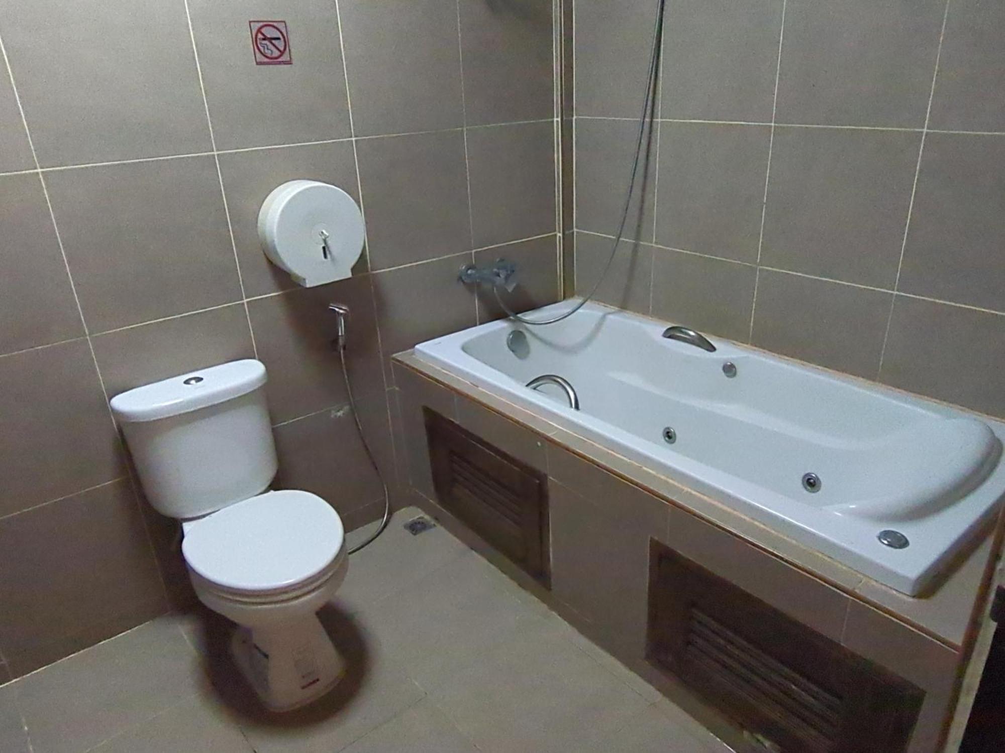 Flourish Guest house *