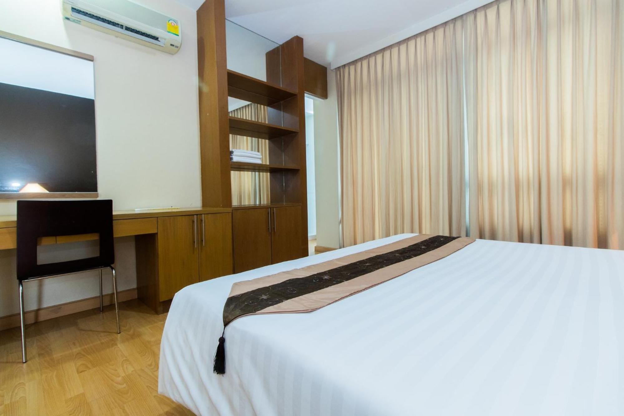 Silom Convent Garden 3* Bangkok