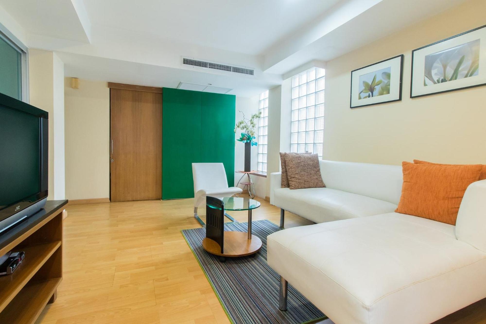 Silom Convent Garden 3*