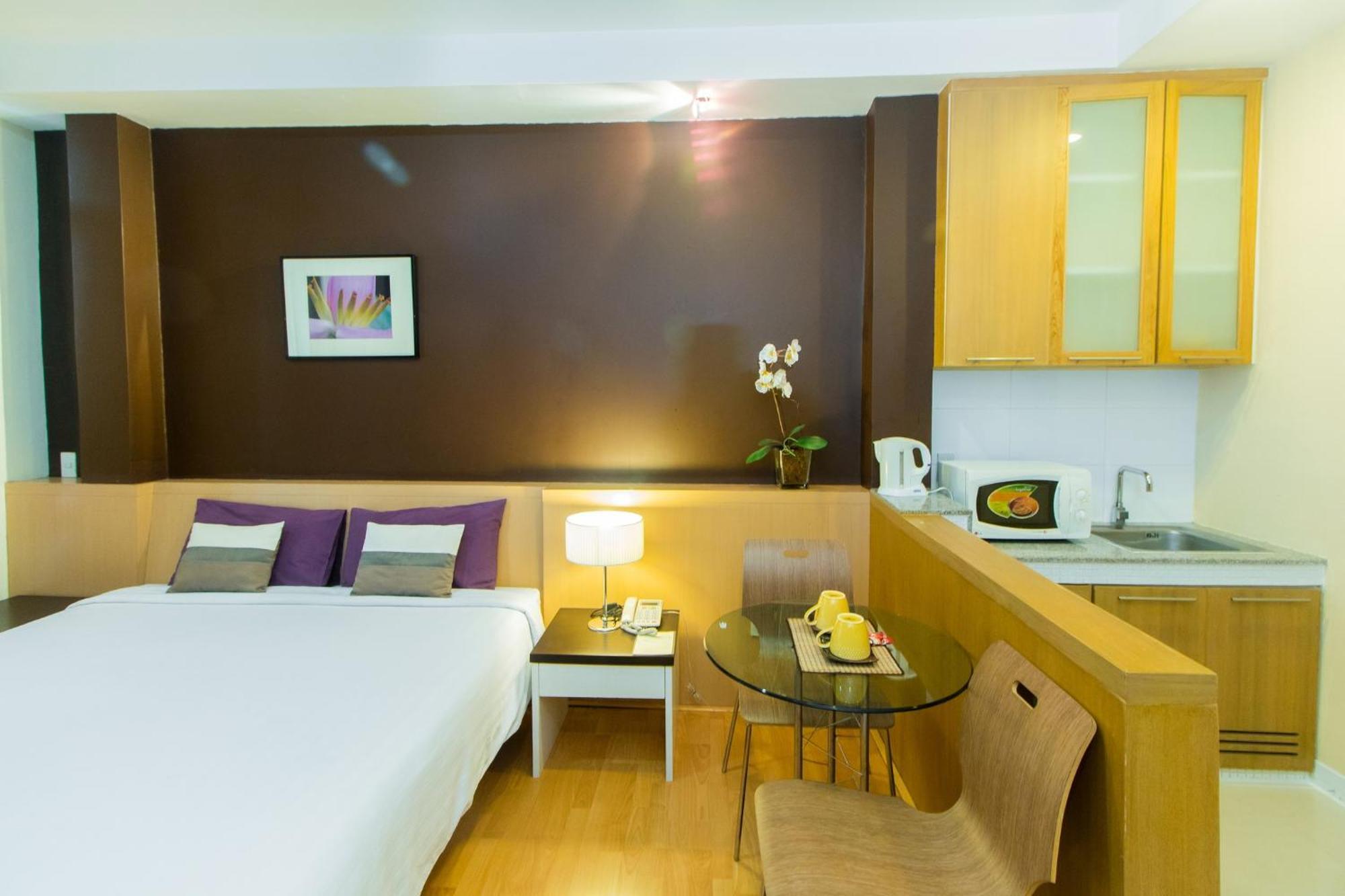 Rumah tetamu Silom Convent Garden 3*