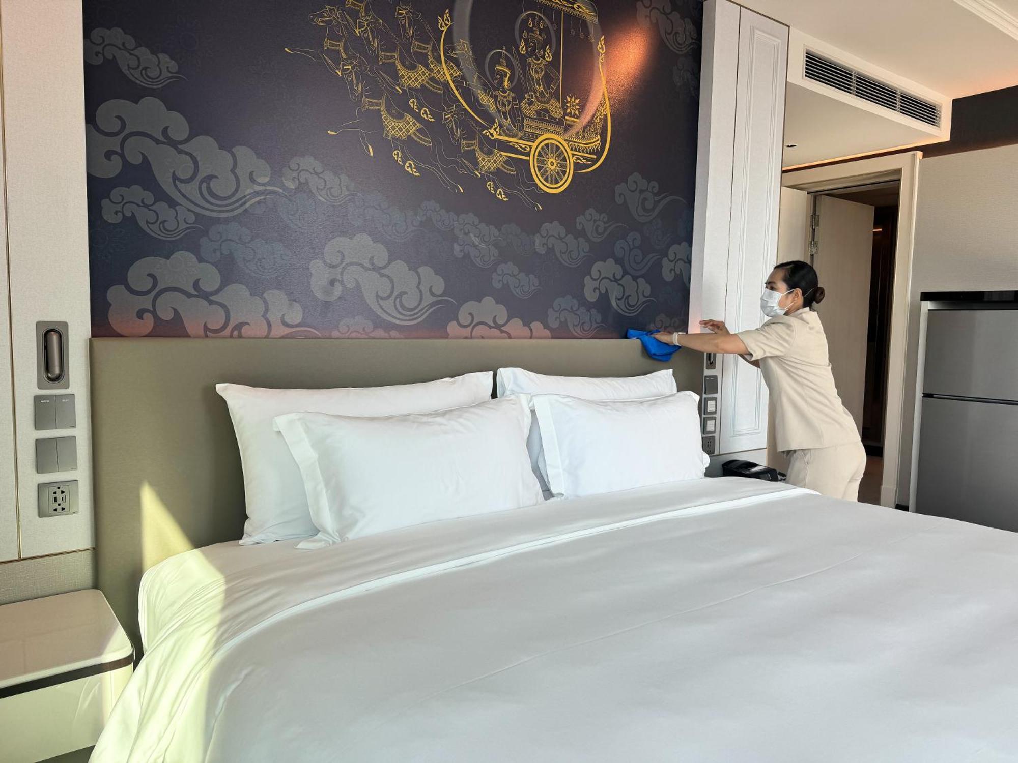 Hotel Grande Centre Point Surawong