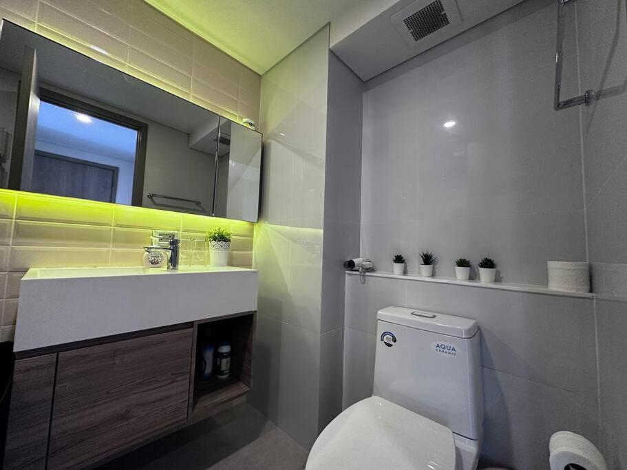 S87 Ramada Sukhumvit87 Big Onnut Swim Gym *
