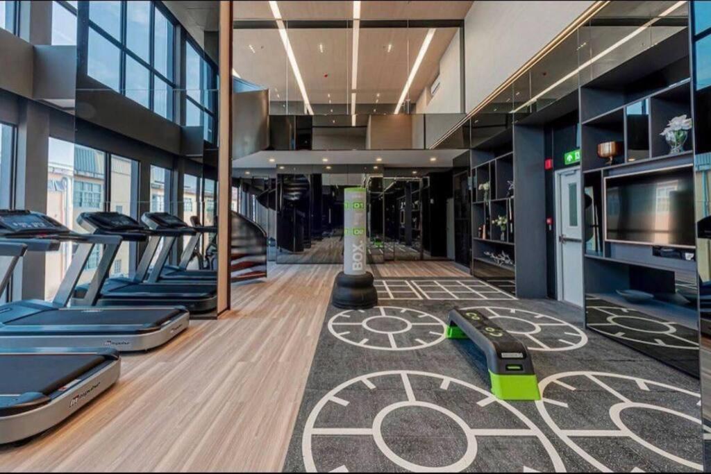 S87 Ramada Sukhumvit87 Big Onnut Swim Gym Apartment