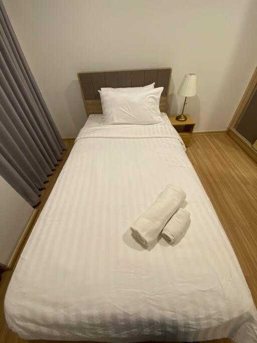Ladprao,chatuchak 2bedroom 10 Min Neer Chatuchak Apartment *