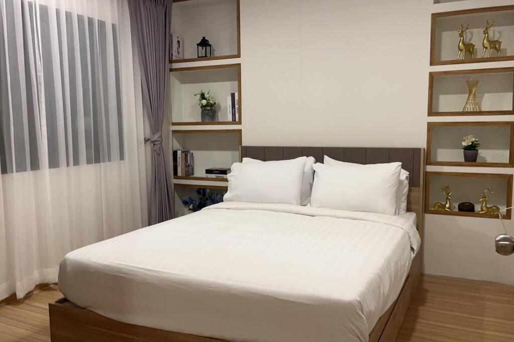 Ladprao,chatuchak 2bedroom 10 Min Neer Chatuchak Apartment Bangkok