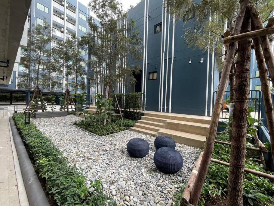 Ladprao,chatuchak 2bedroom 10 Min Neer Chatuchak Apartment *