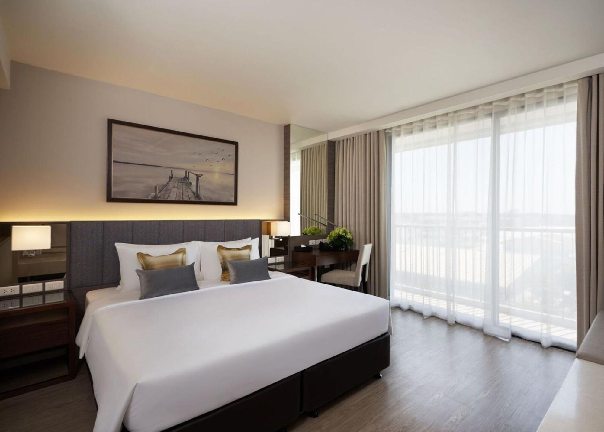 Hotel The Park Nine Suvarnabhumi - Free Bkk Airport Shuttle Bangkok