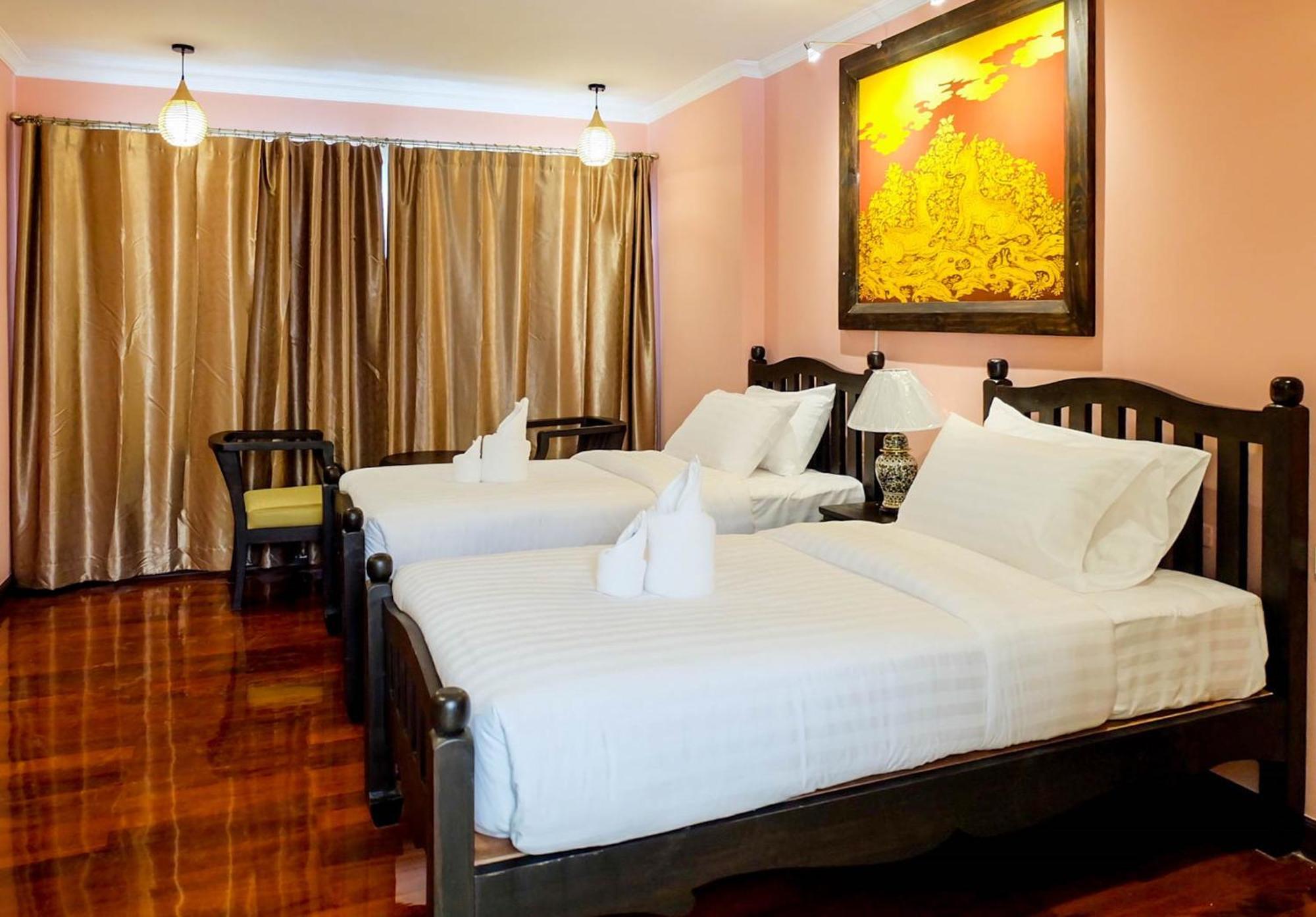 Siri Heritage Hotel 3*