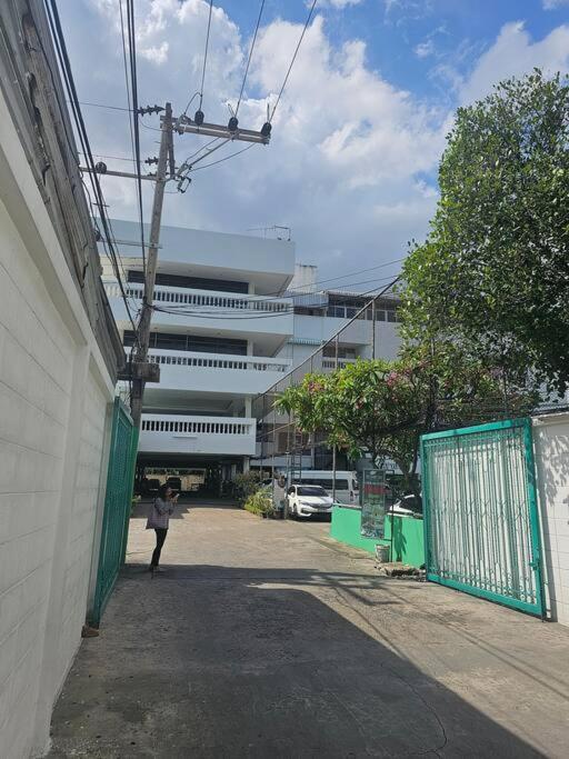 Phra Khanong Bts Bangkok