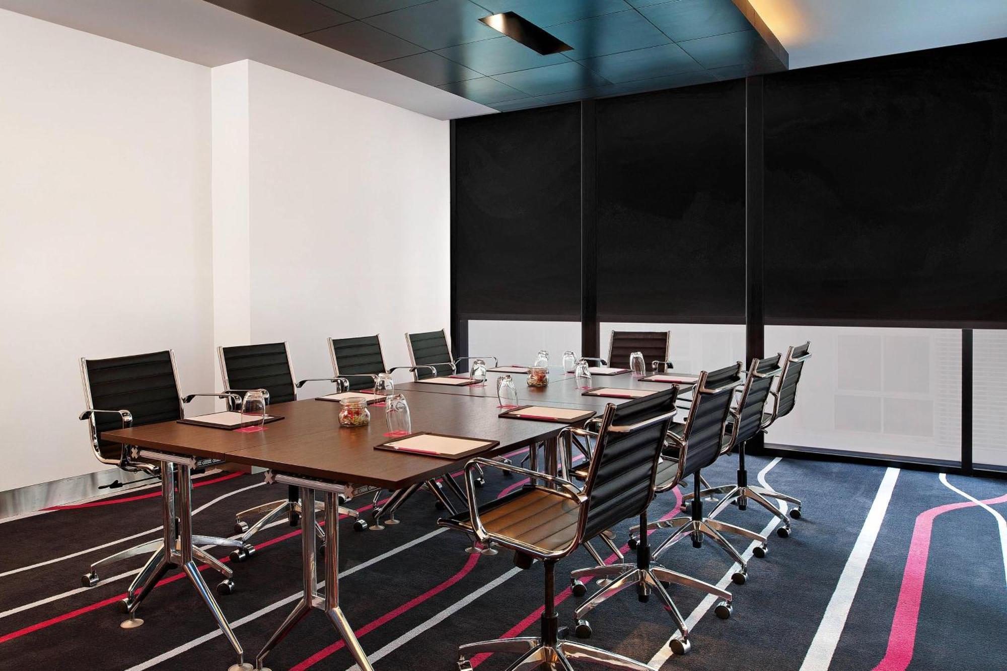 Aloft - Sukhumvit 11 Hotel