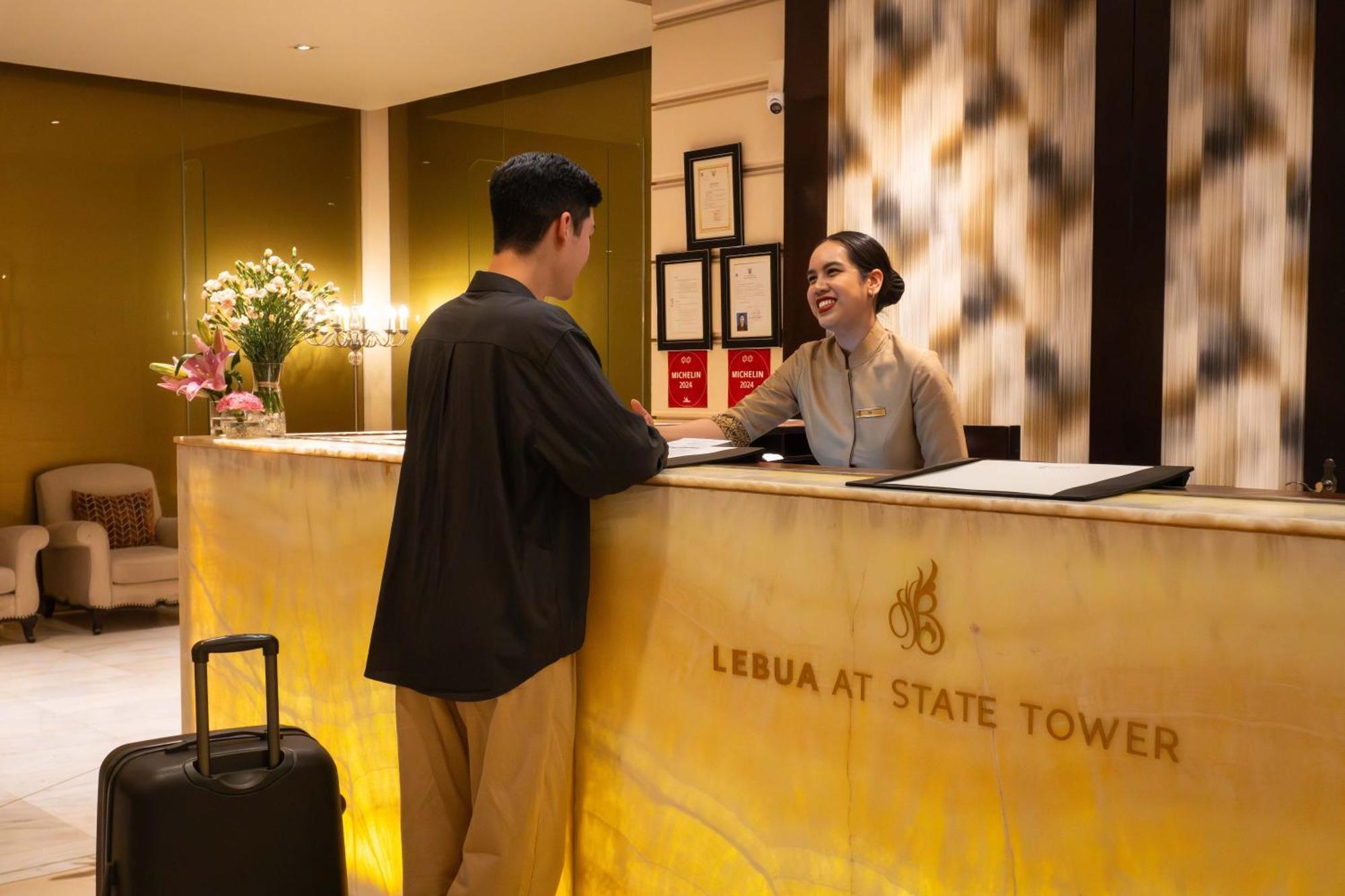 Hotel Tower Club At Lebua 5*