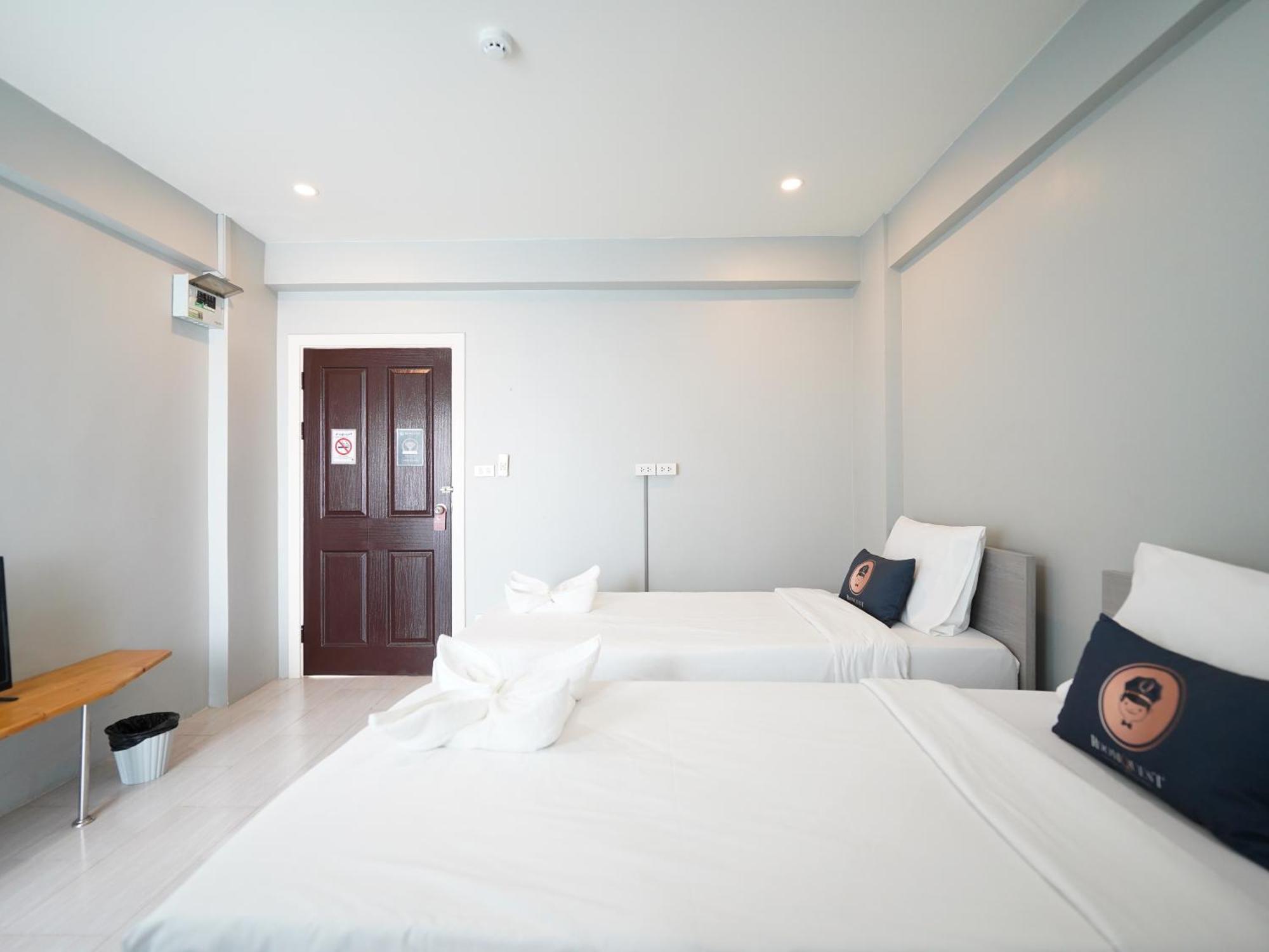 Roomquest Don Mueang Airport Bangkok