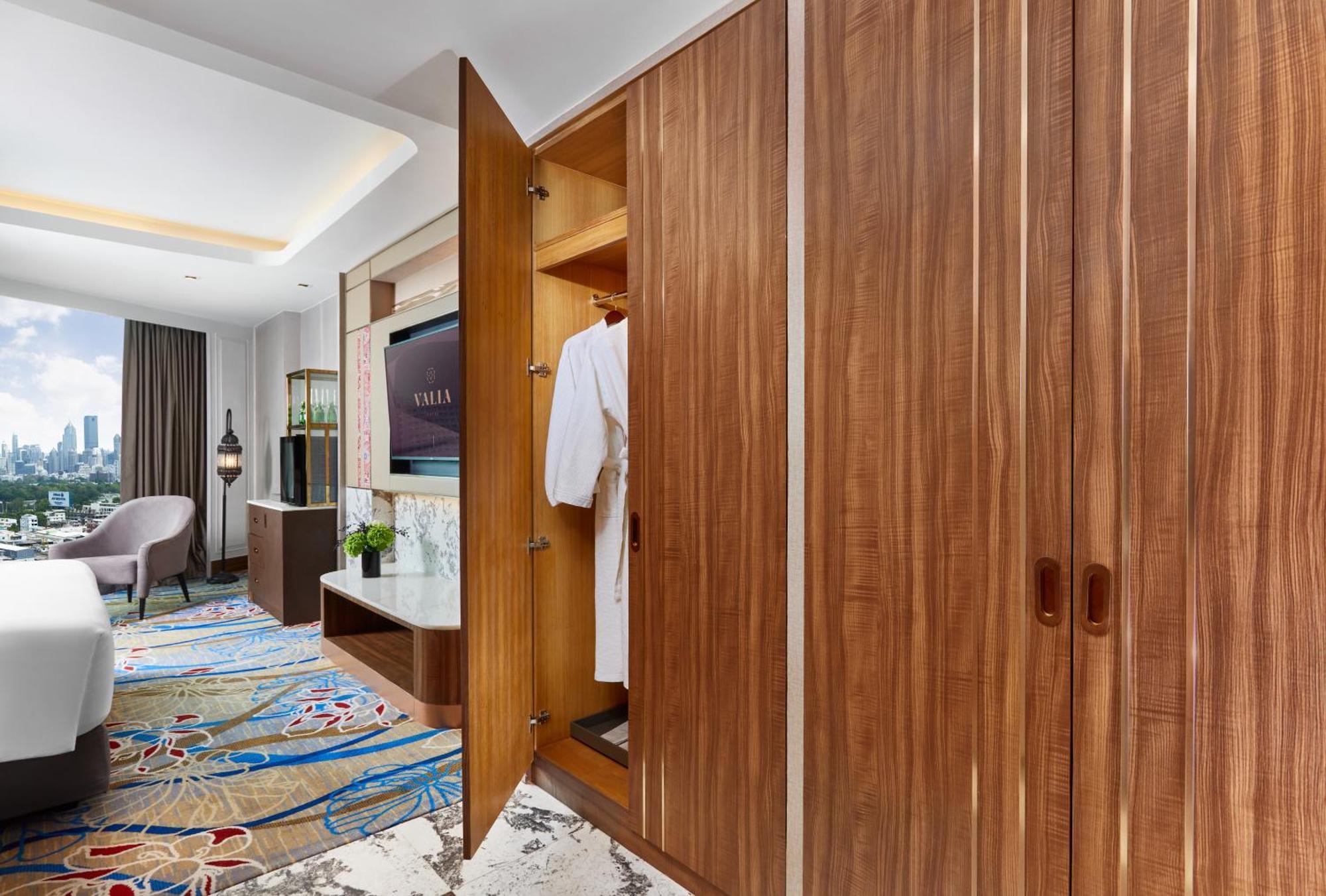 Valia Bangkok
