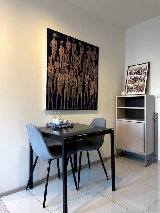 Luxury Art Downtown Metro Bangkok-kitchen-living Apartment Bangkok