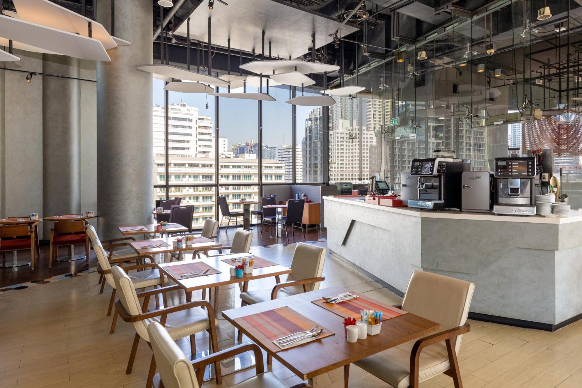 Aloft - Sukhumvit 11 4* Bangkok