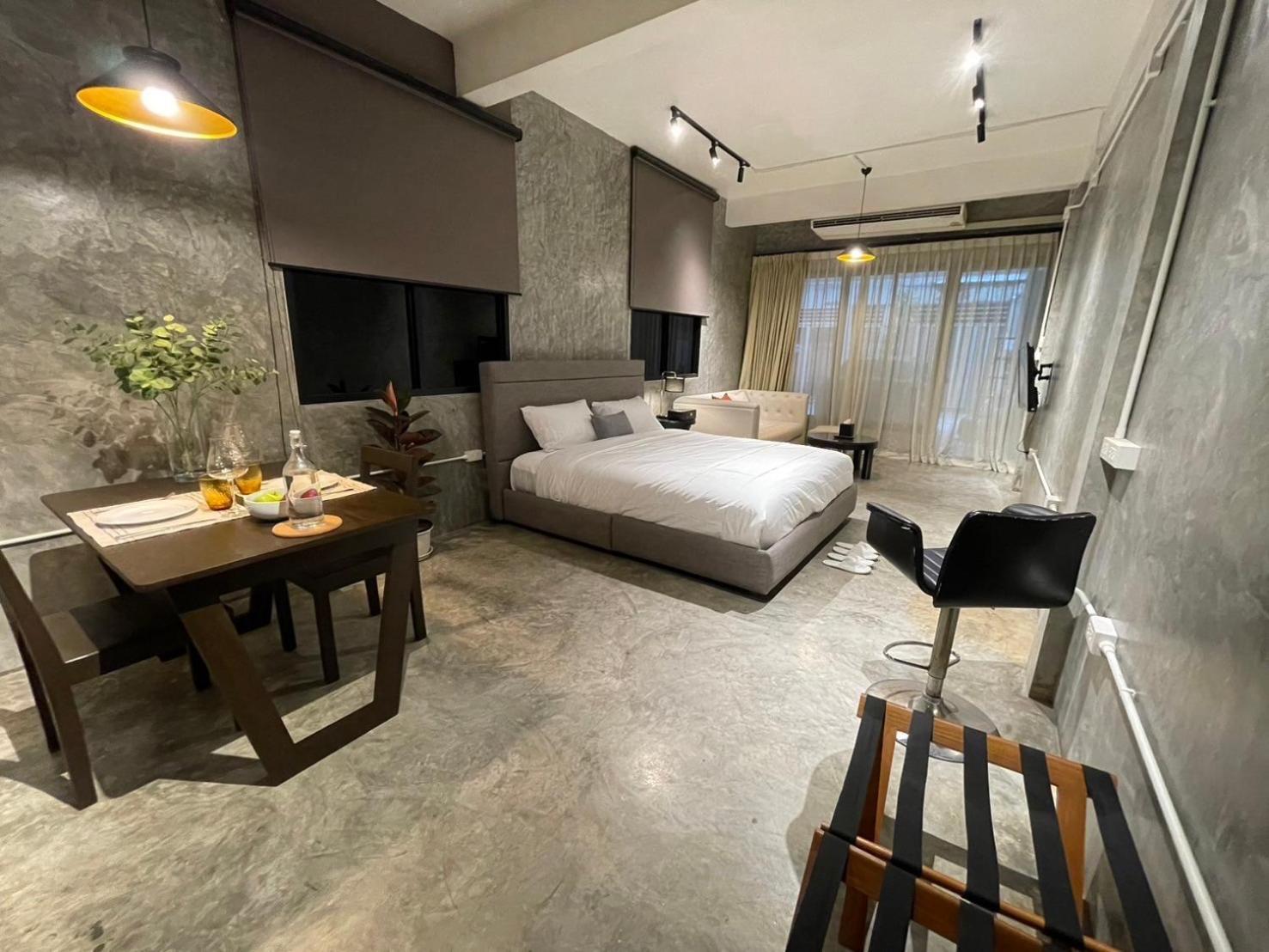 The Loft House Sathorn 9 *