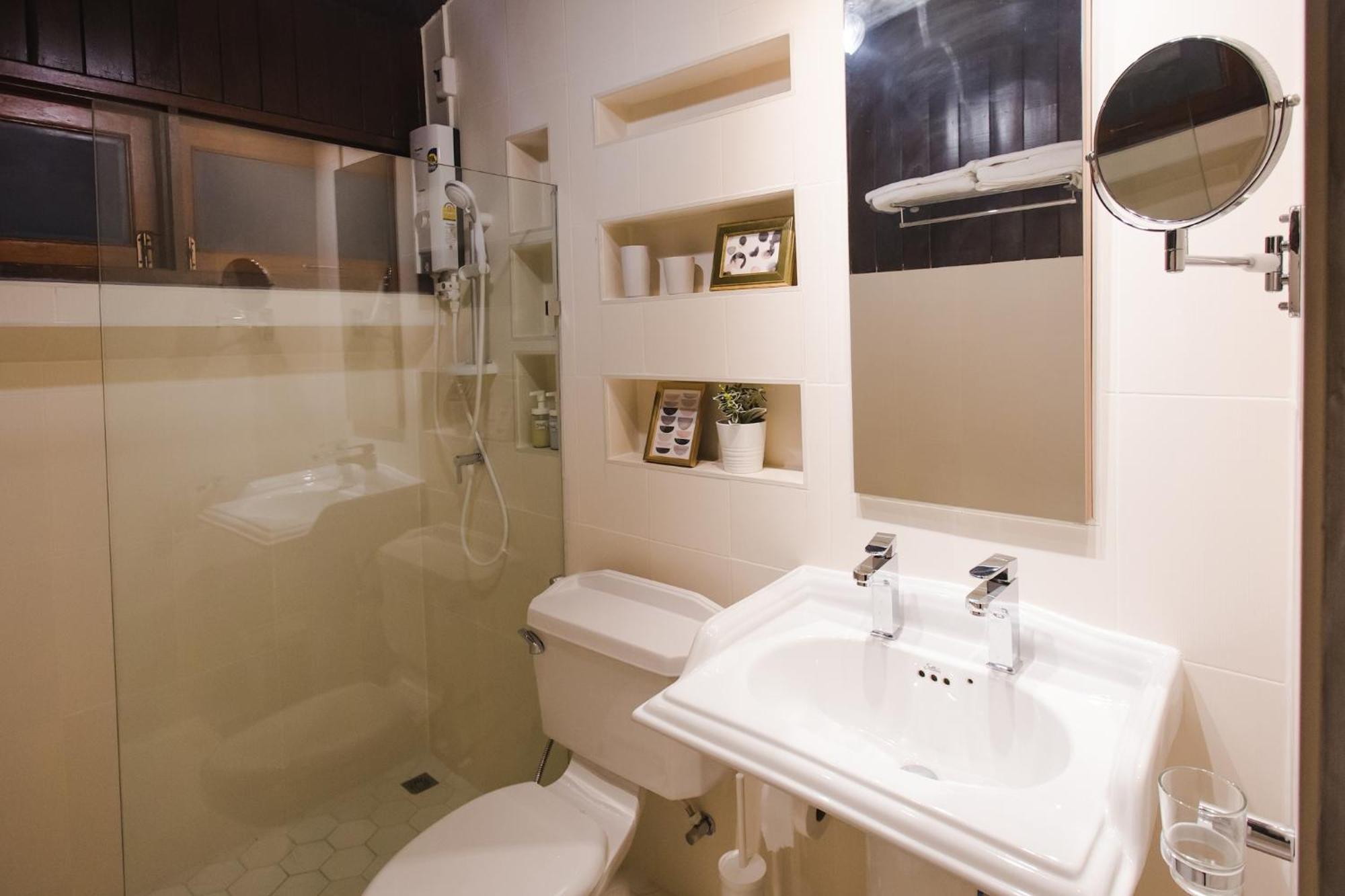Bed & Breakfast Narra House Sukhumvit58 Bangkok