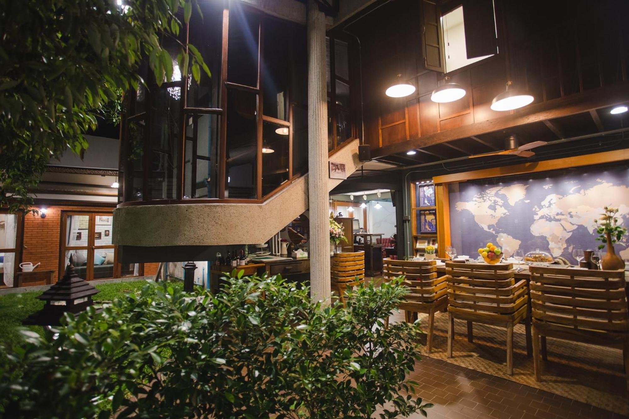 Narra House Sukhumvit58 Bed & Breakfast 3*