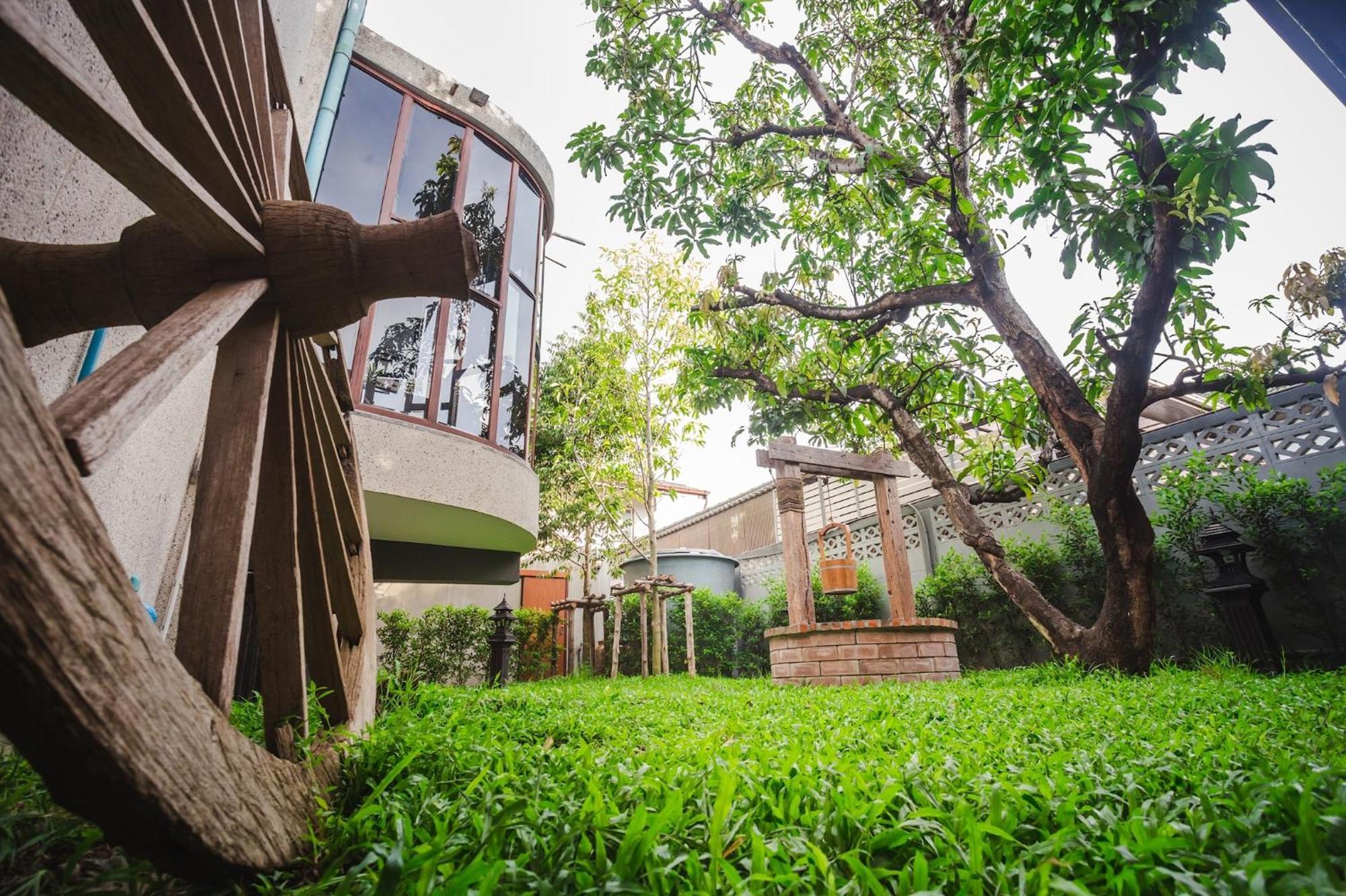 Narra House Sukhumvit58 Bed & Breakfast Bangkok