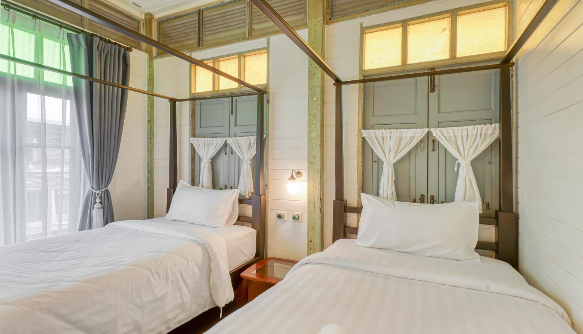 Priya Boutique House Katil *
