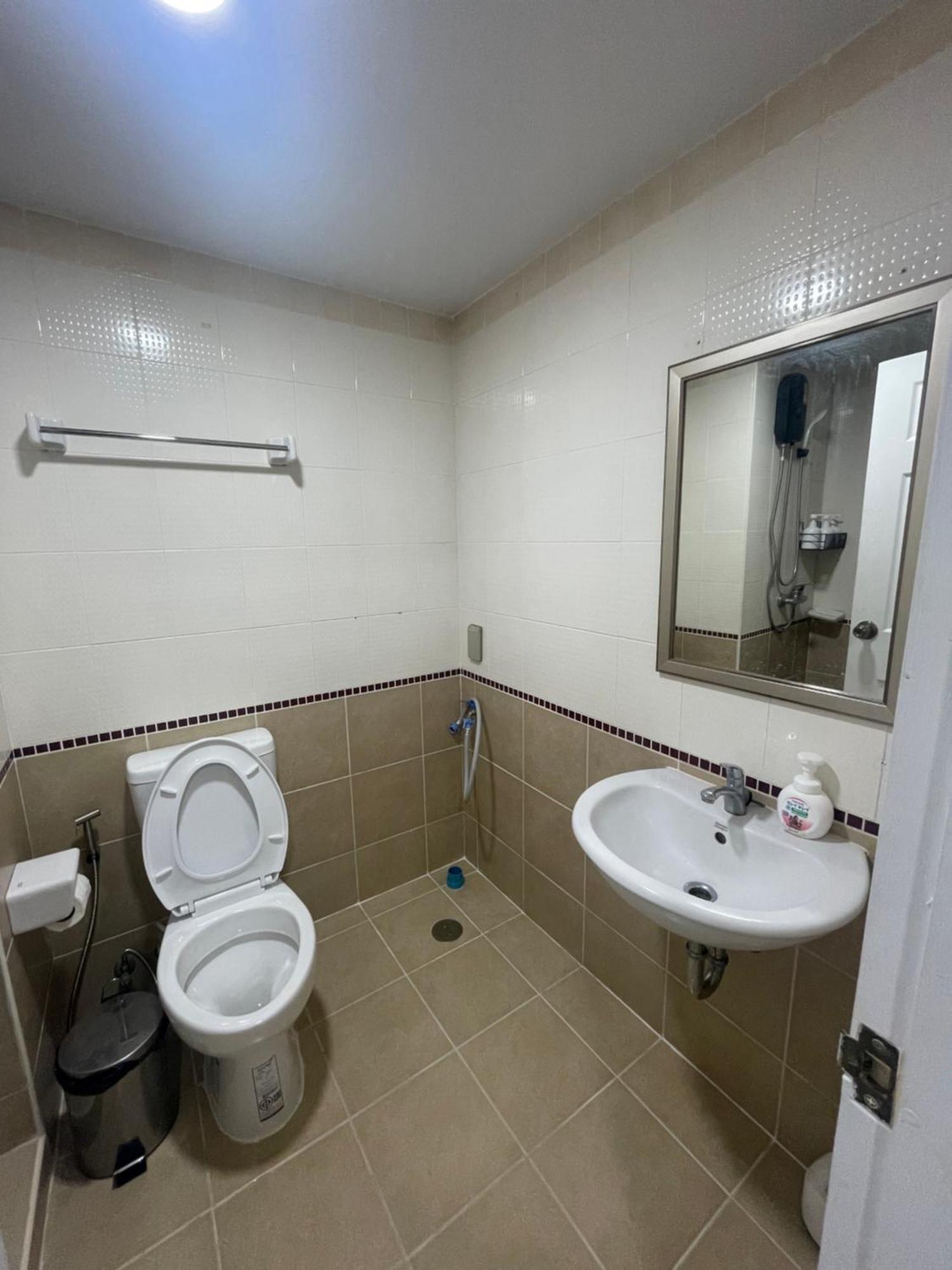 Wild Apartment Bangkok