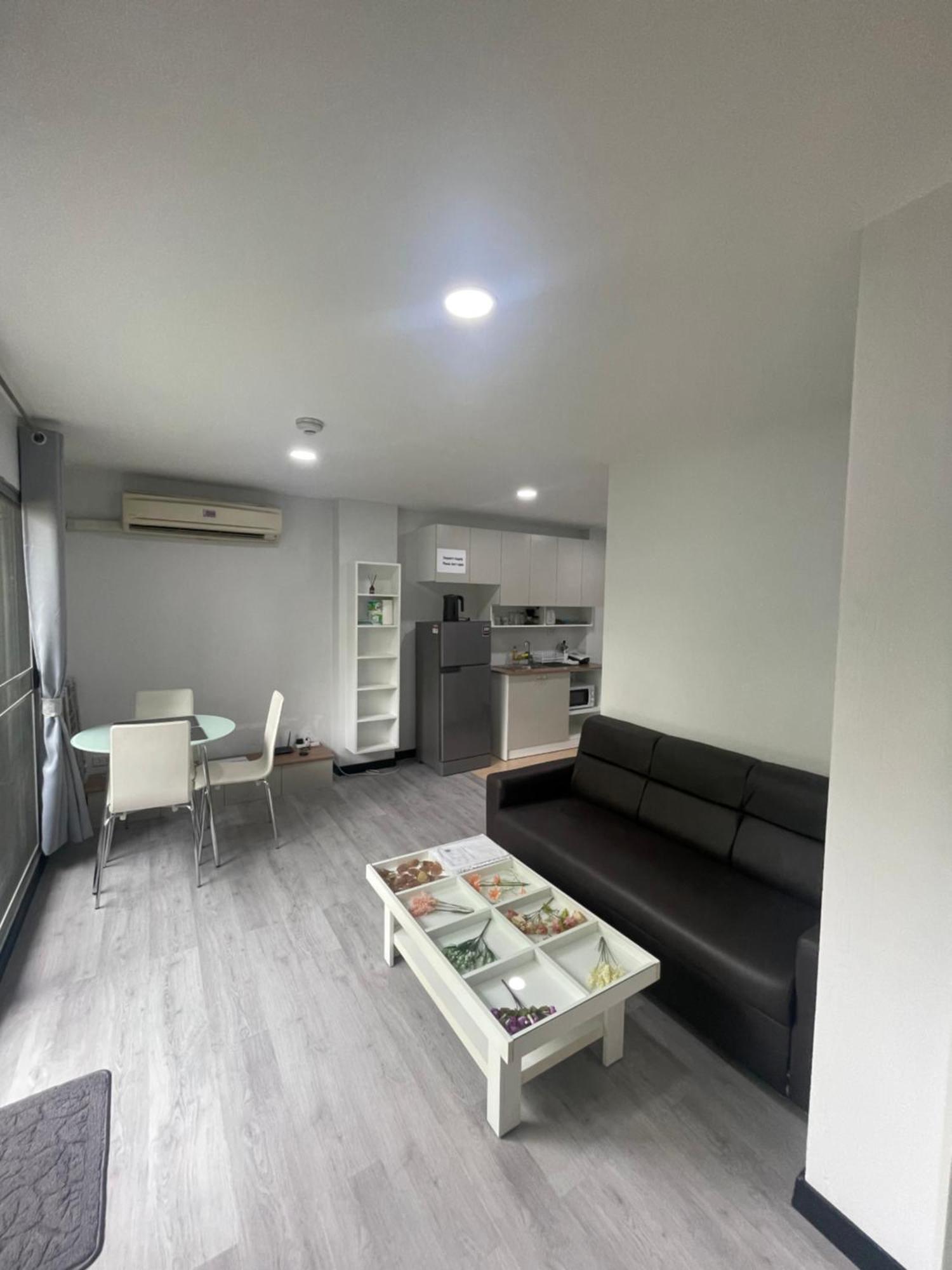 Wild Apartment Bangkok