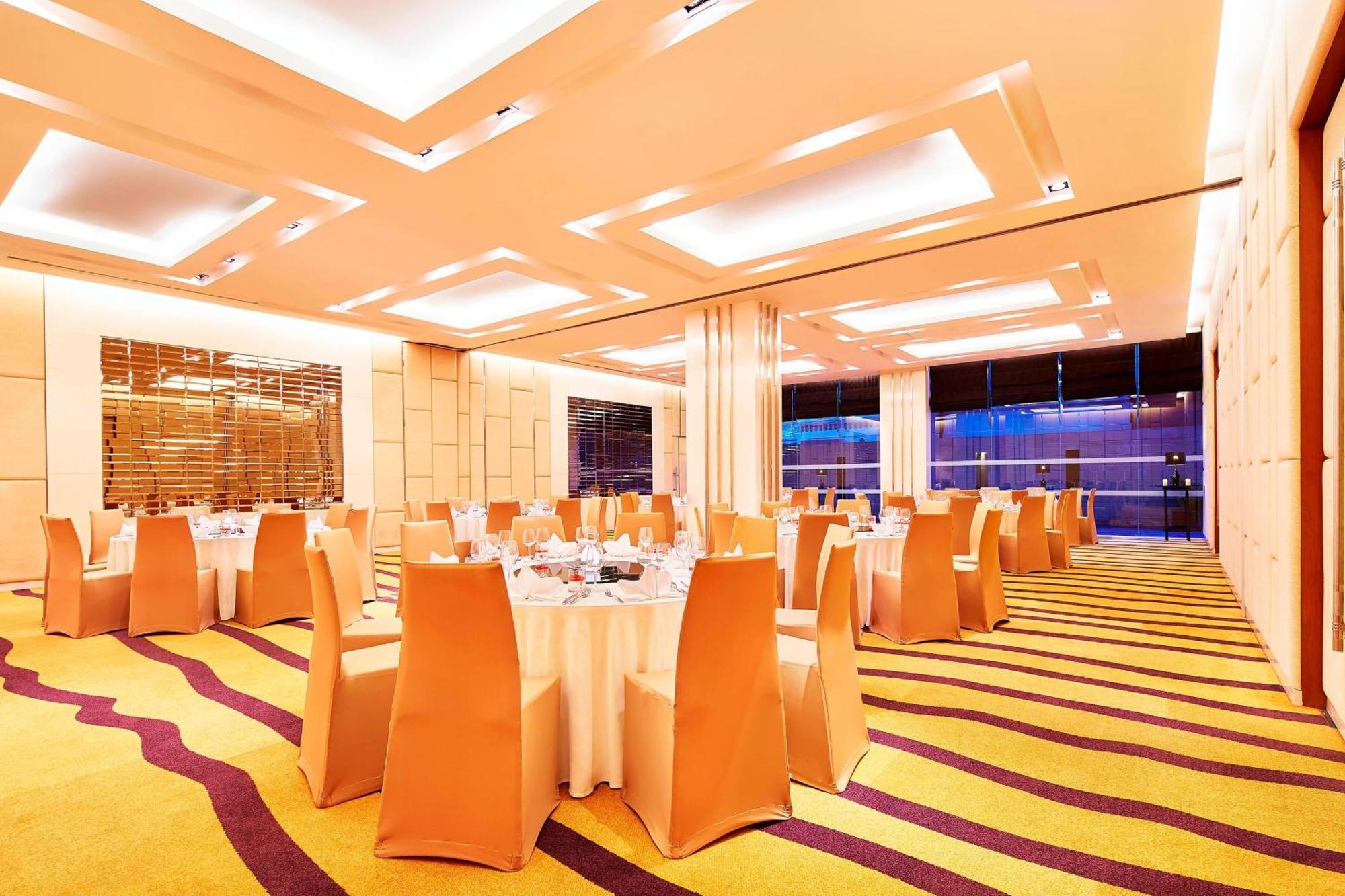 Four Points By Sheraton Bangkok, Sukhumvit 15 4* Bangkok