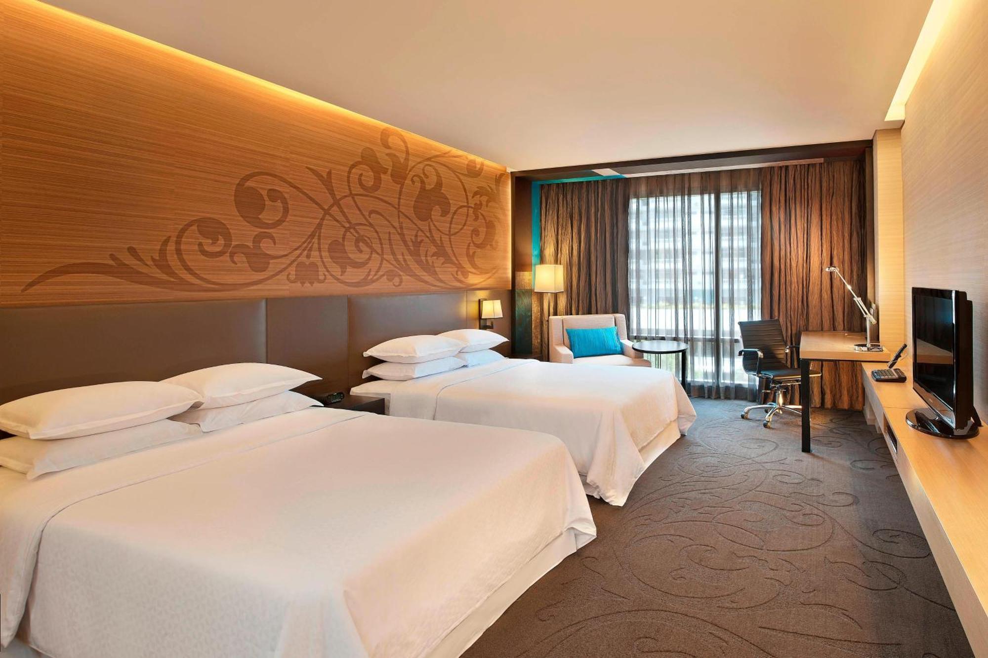 Four Points By Sheraton Bangkok, Sukhumvit 15 Hotel Bangkok