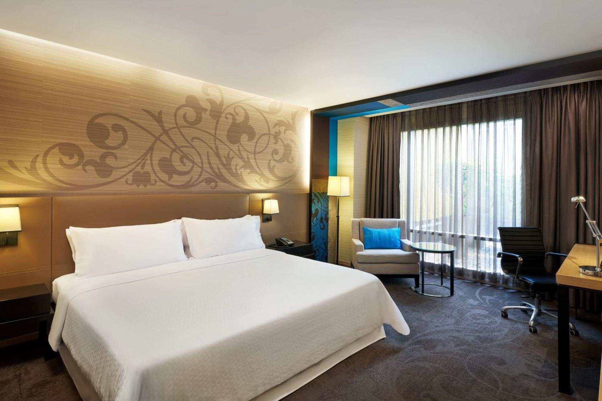 Four Points By Sheraton Bangkok, Sukhumvit 15 Hotel Bangkok