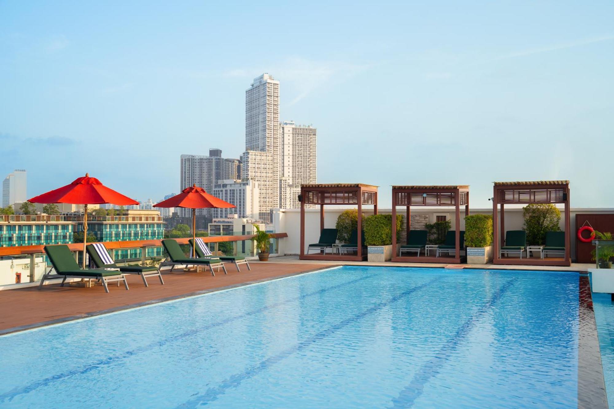 Shama Petchburi 47 Hotel 4*