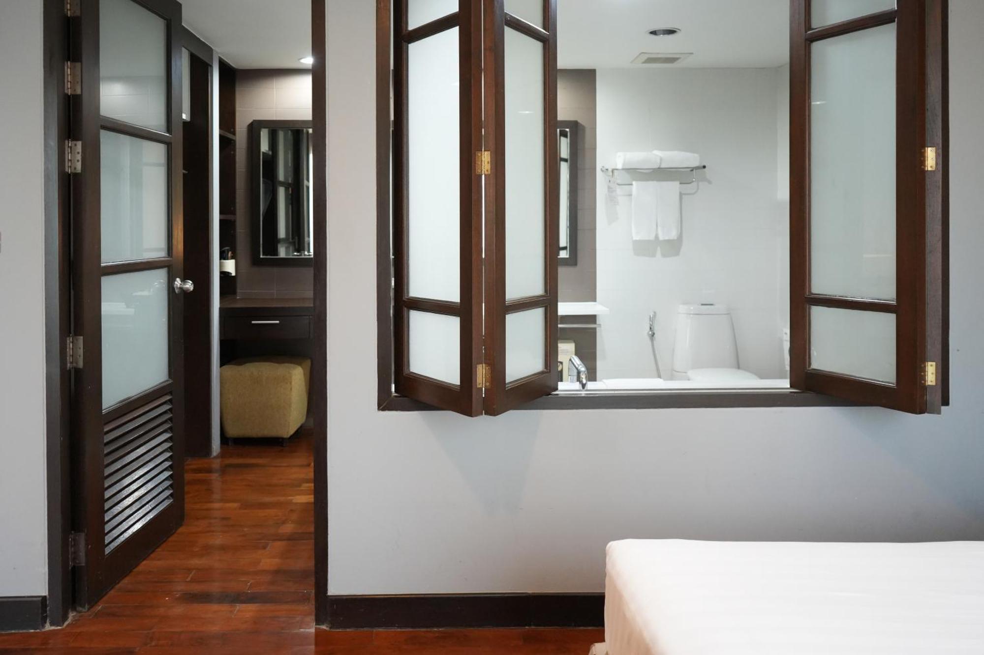 Royal Bangkok