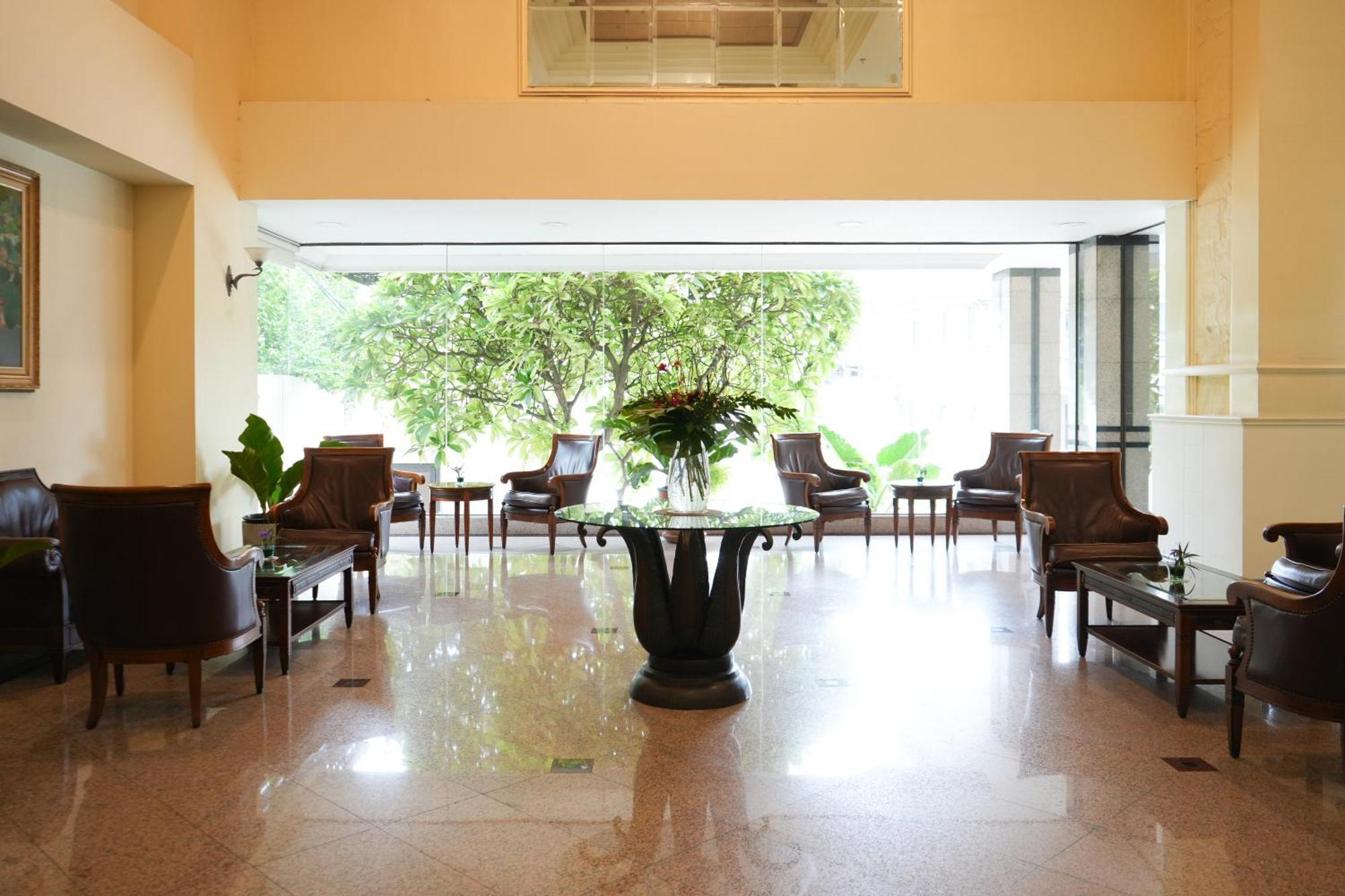 Royal Hotel 4*