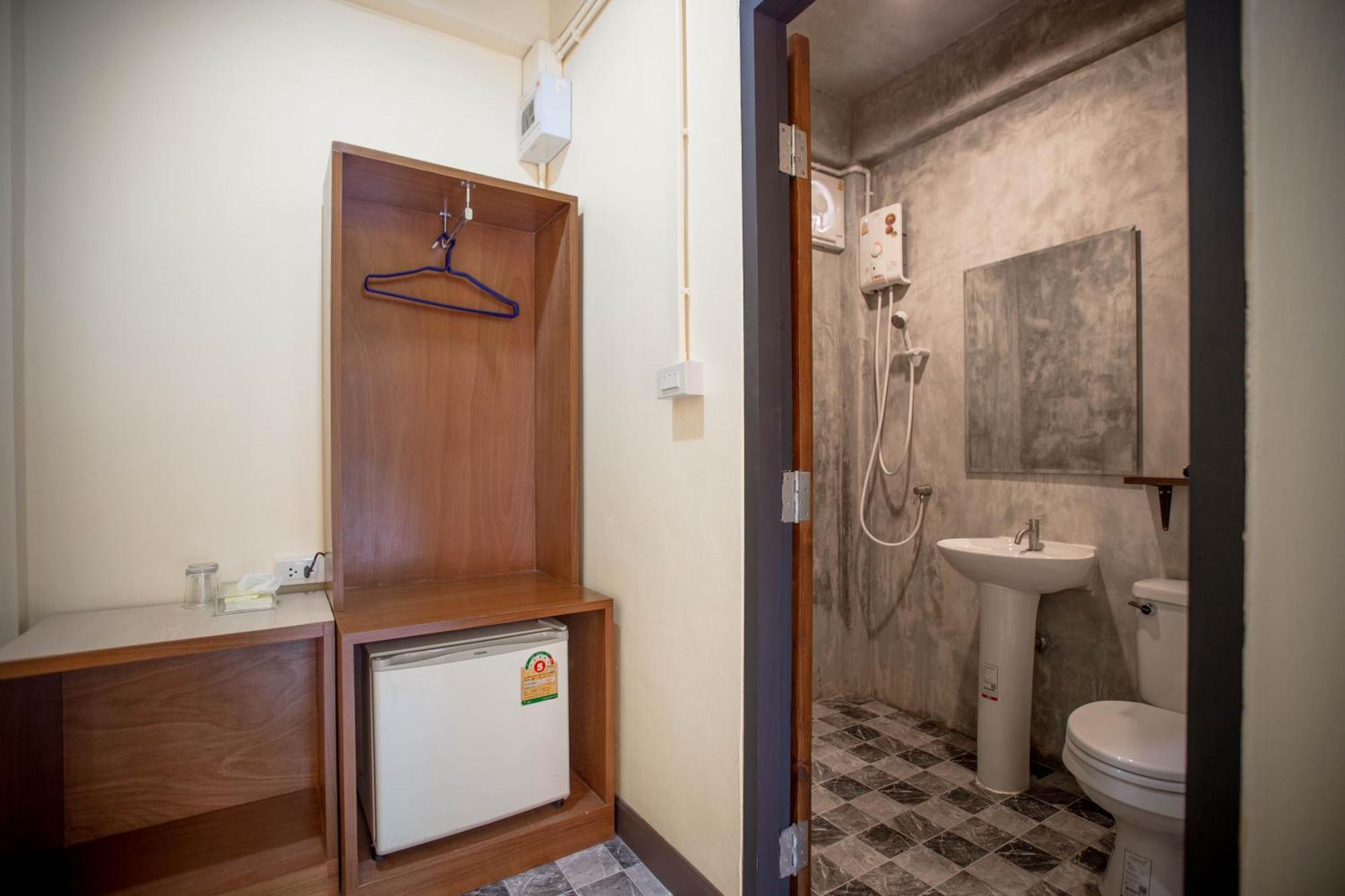 Tuscany Land Donmuang Hotel 3*
