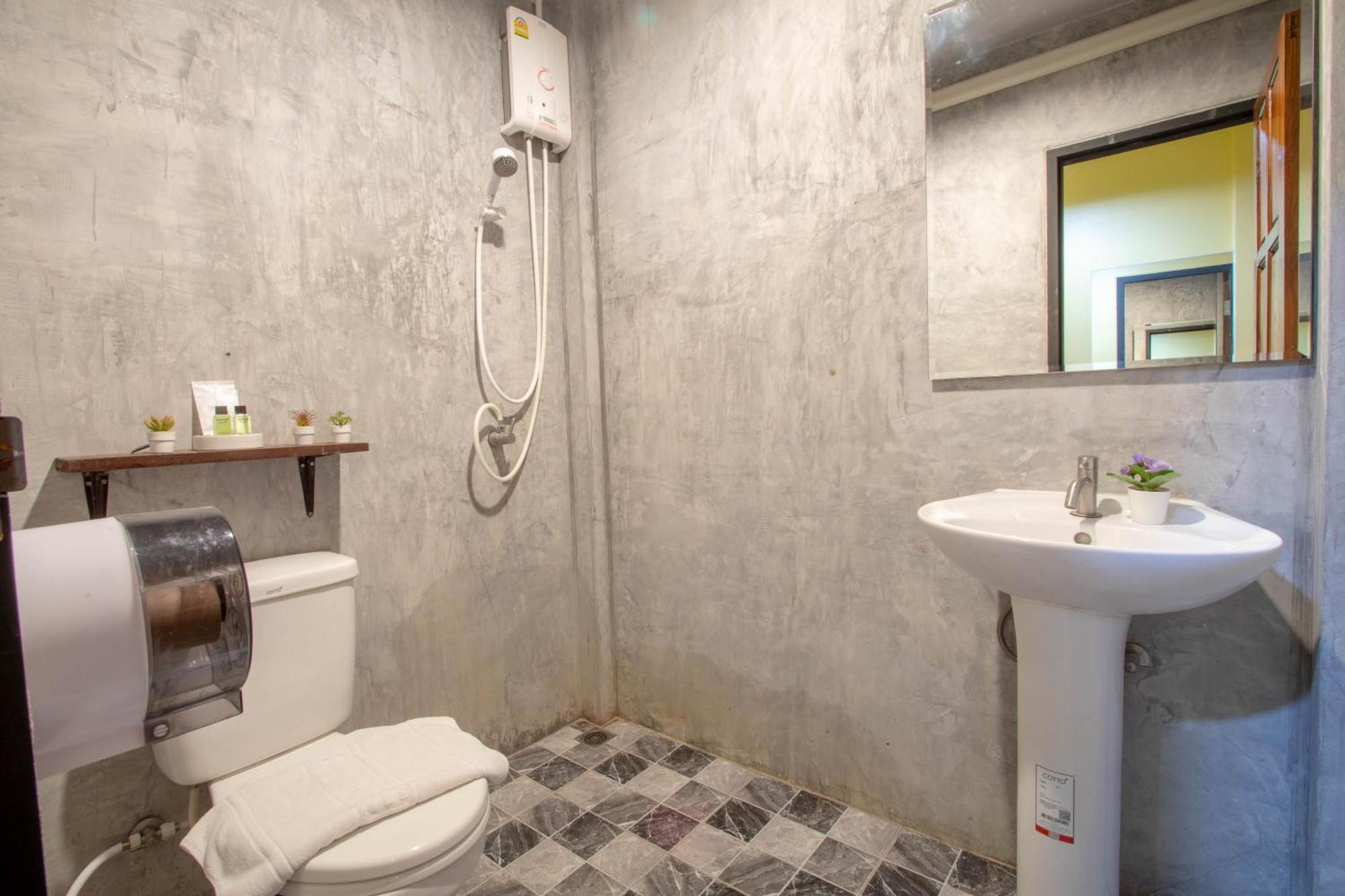 Hotel Tuscany Land Donmuang Bangkok