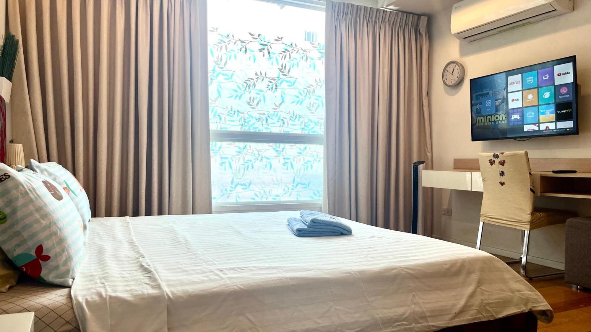 Apartment Comfortable Studio, Walk To Bts, Free Wi-Fi, Great Location *