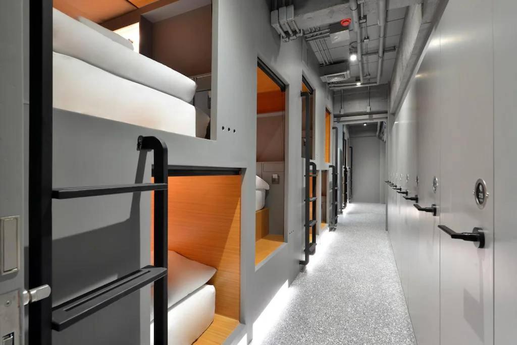 Tiang Capsule Hostel Bangkok