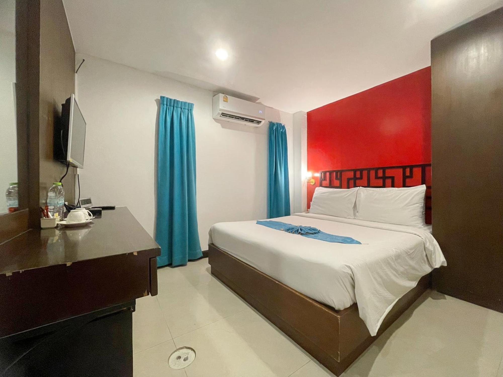 Arawana Express Chinatown Hotel 3*