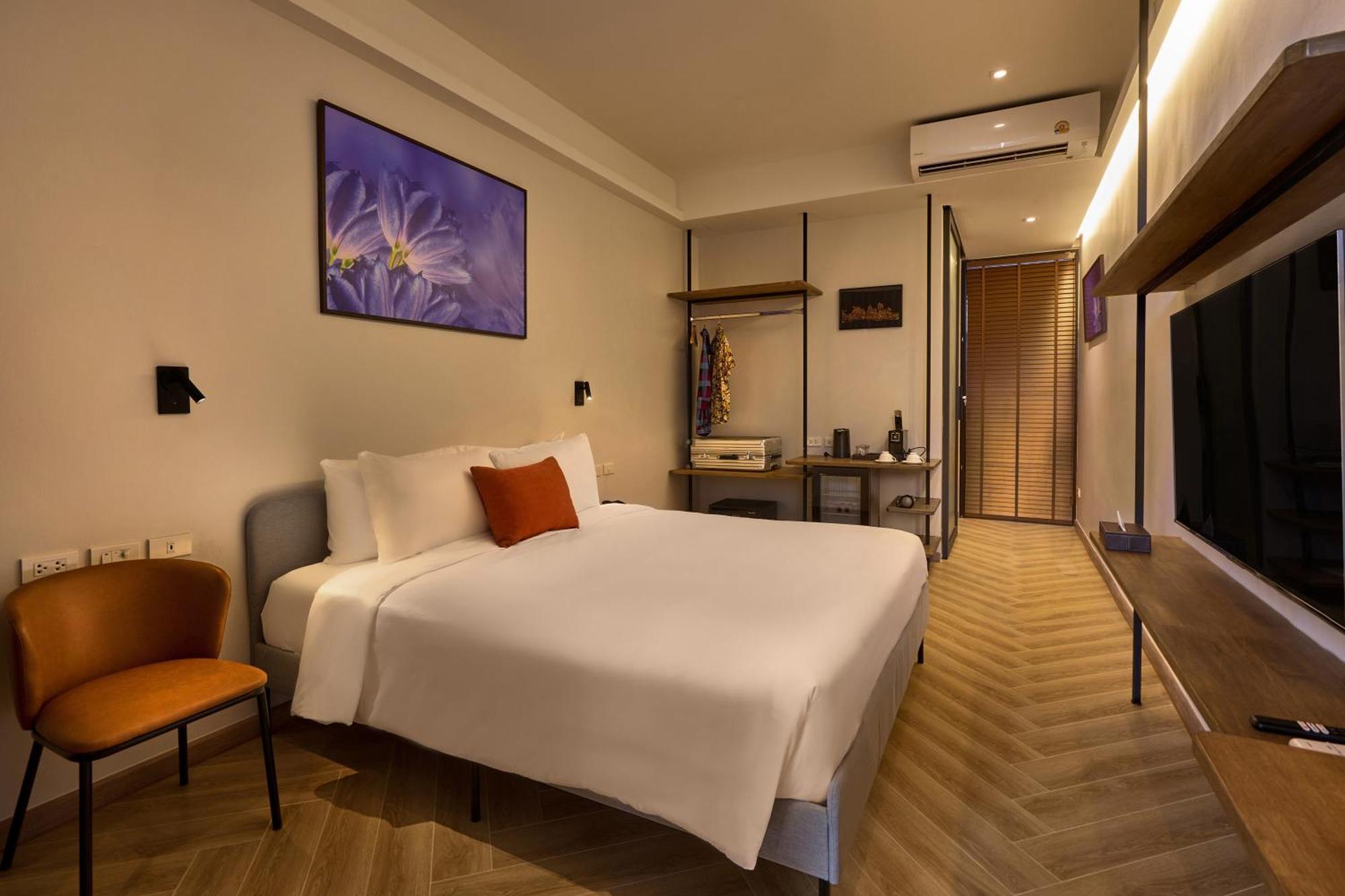 Red Door Samsen Hotel, 3* Bangkok