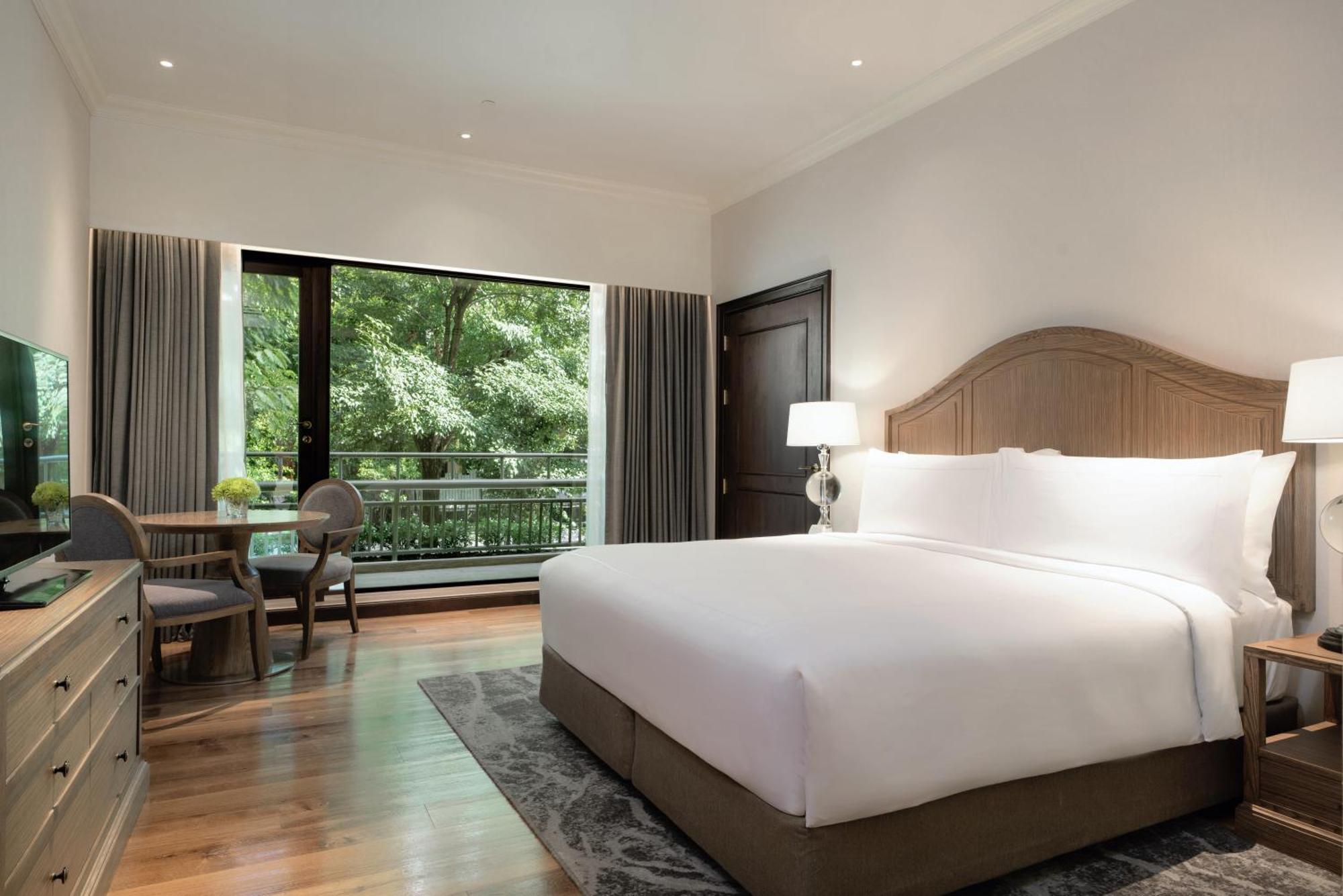 Moevenpick Ploenchit Bdms Hotel