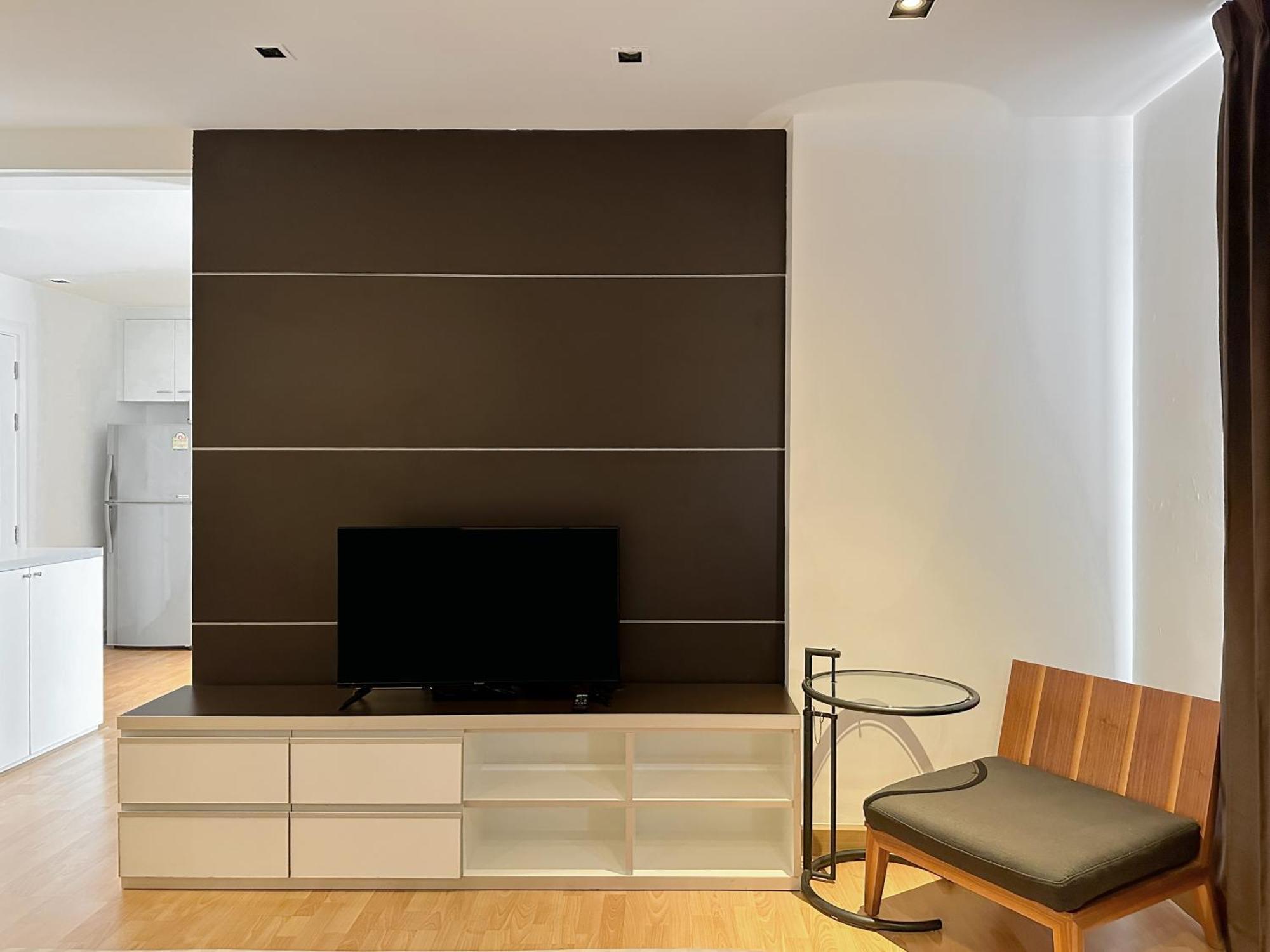 Nantiruj Tower: Serviced In Sukhumvit Soi 8 * Bangkok