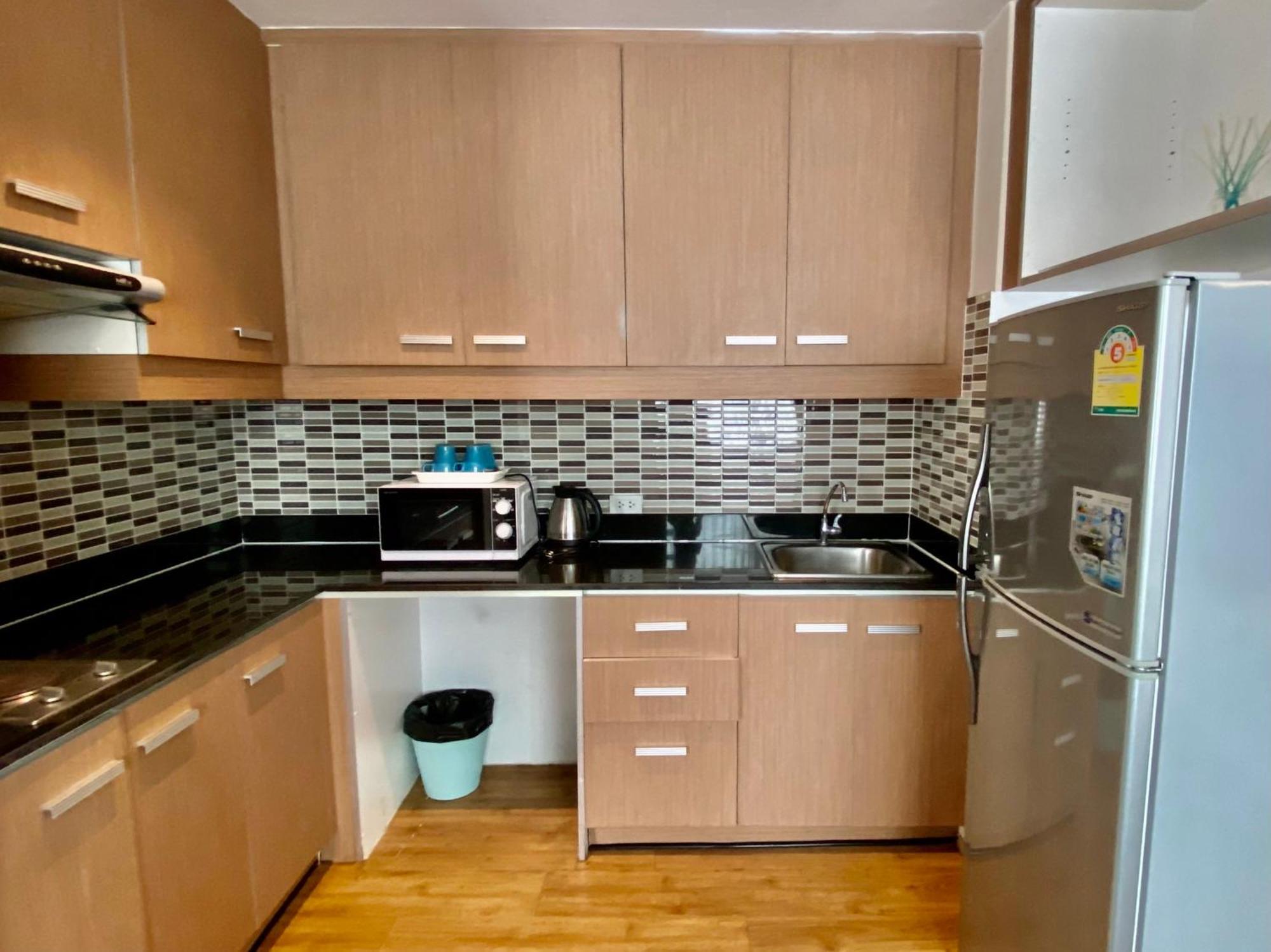 Nantiruj Tower: Serviced In Sukhumvit Soi 8 * Bangkok