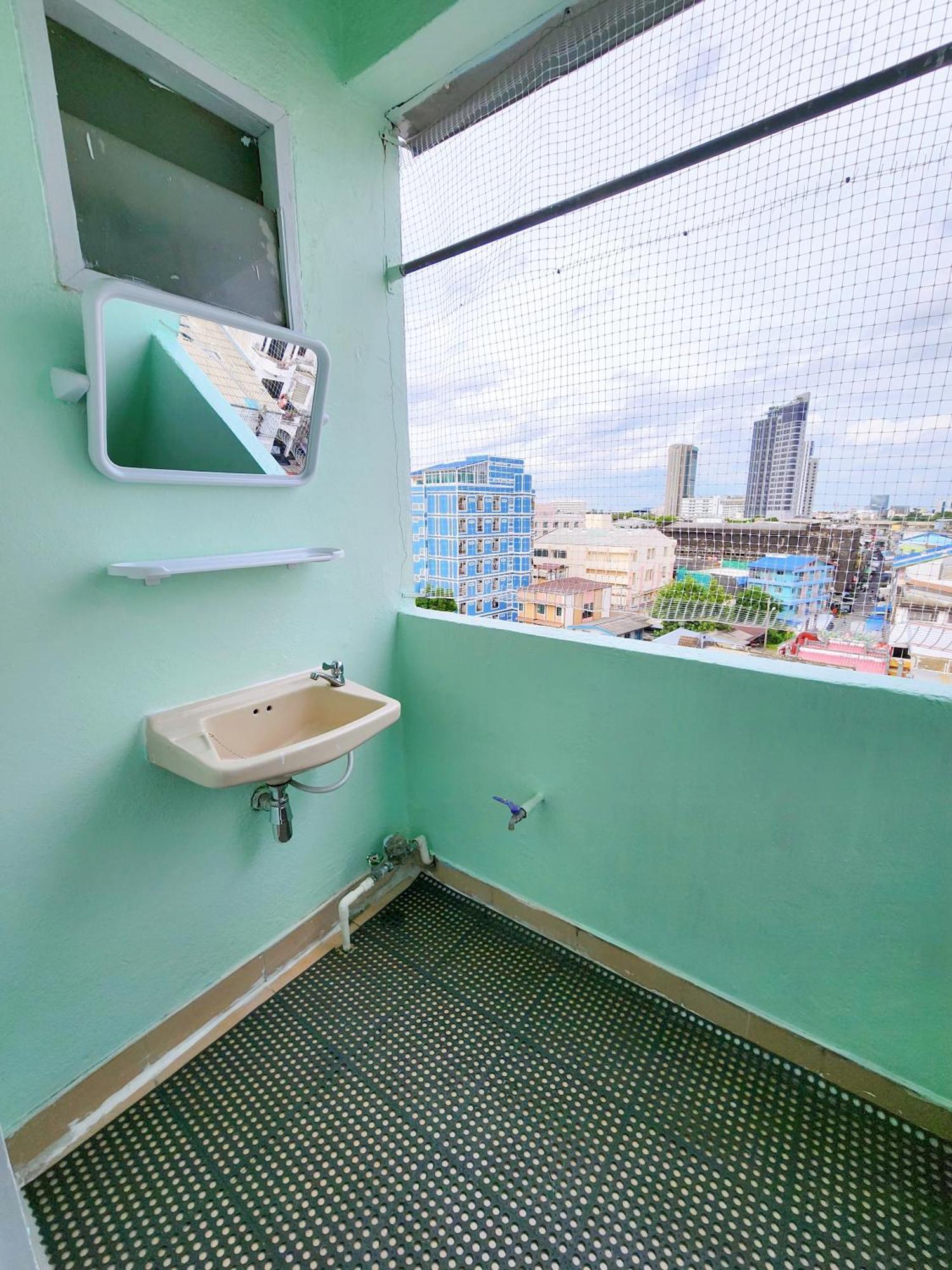 805-stp Homely Free Wi-fi And Near Bts Line Bangkok