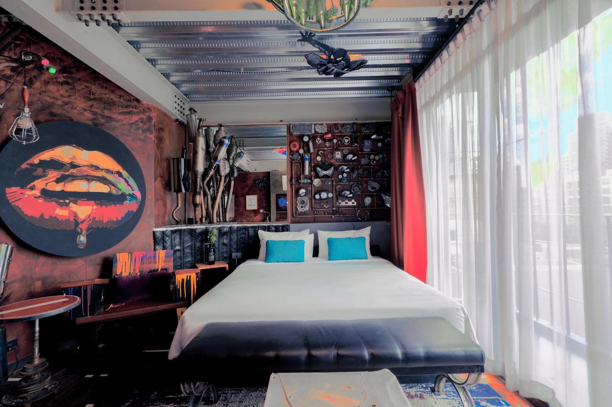Mestyle Garage Hotel Bangkok