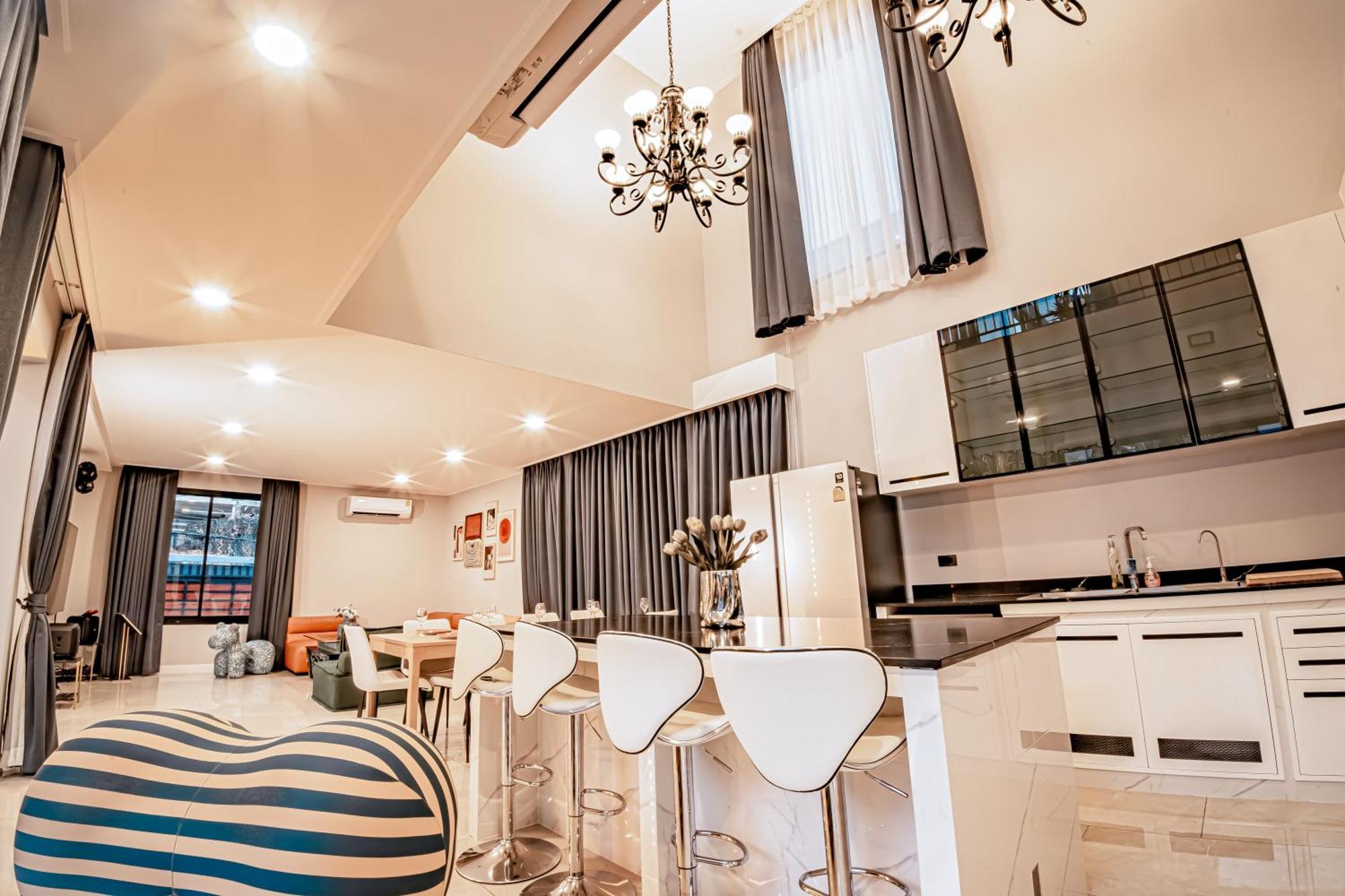 944summer Villa曼谷中心asok&tong Lor800海天别墅 Villa