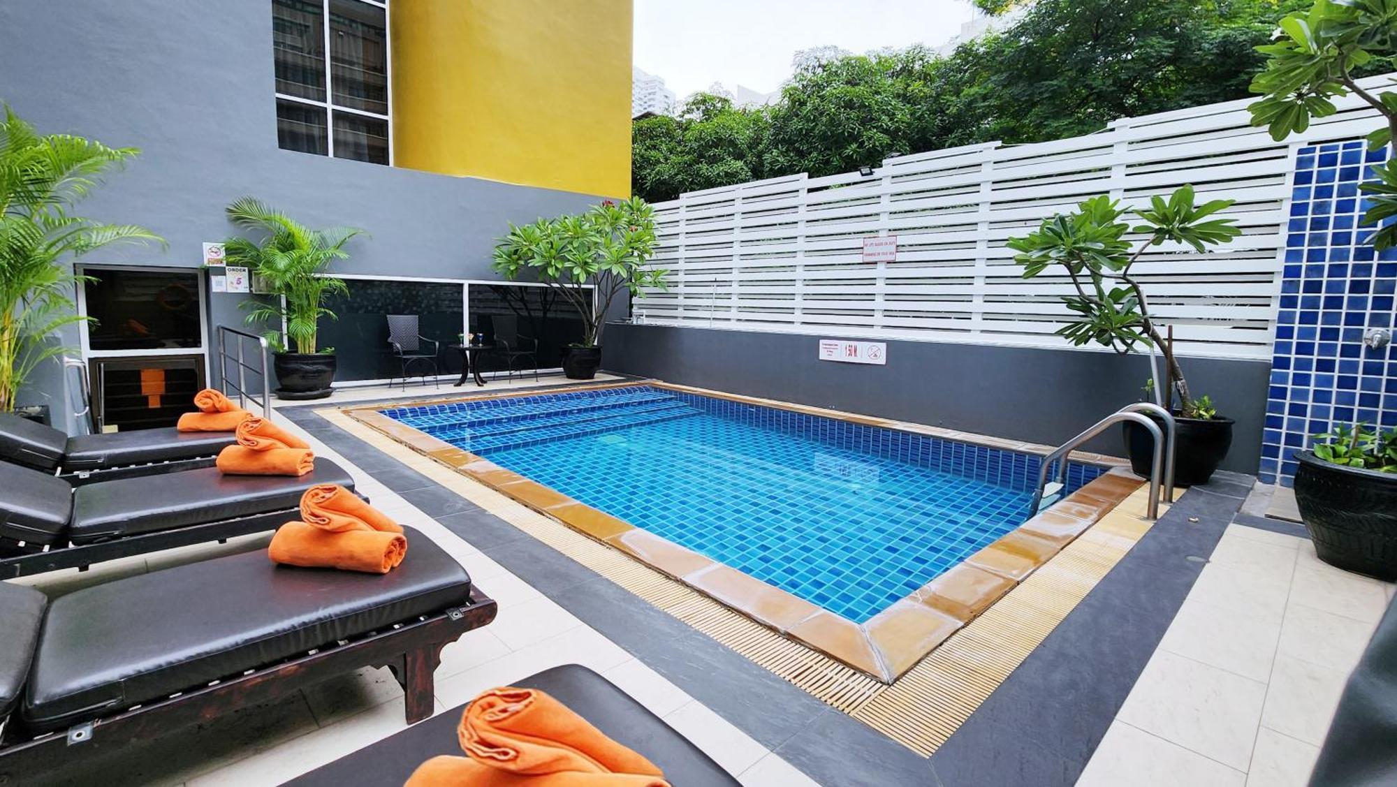 Furamaxclusive Sukhumvit Hotel 4*