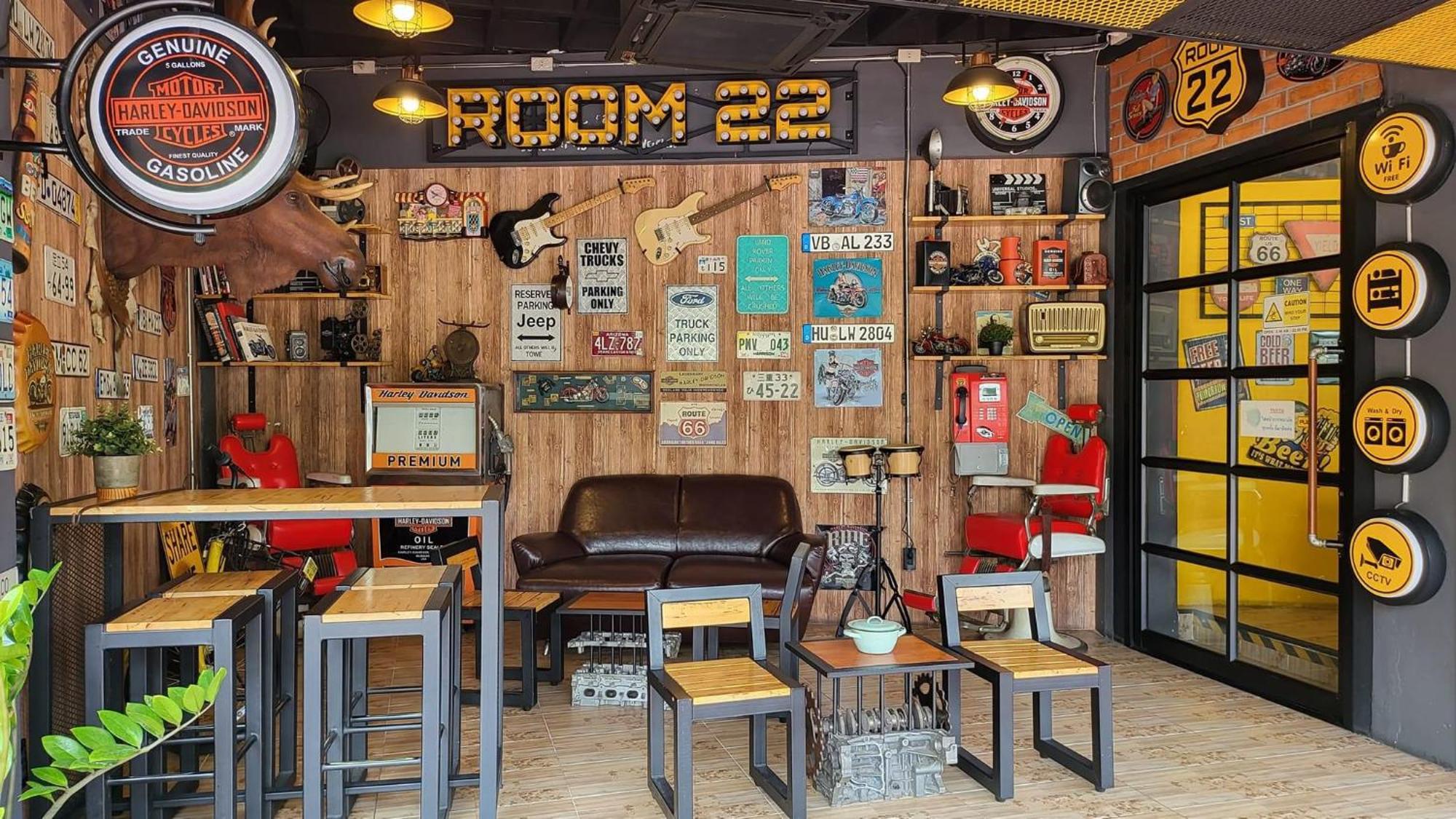 Hostel 22
